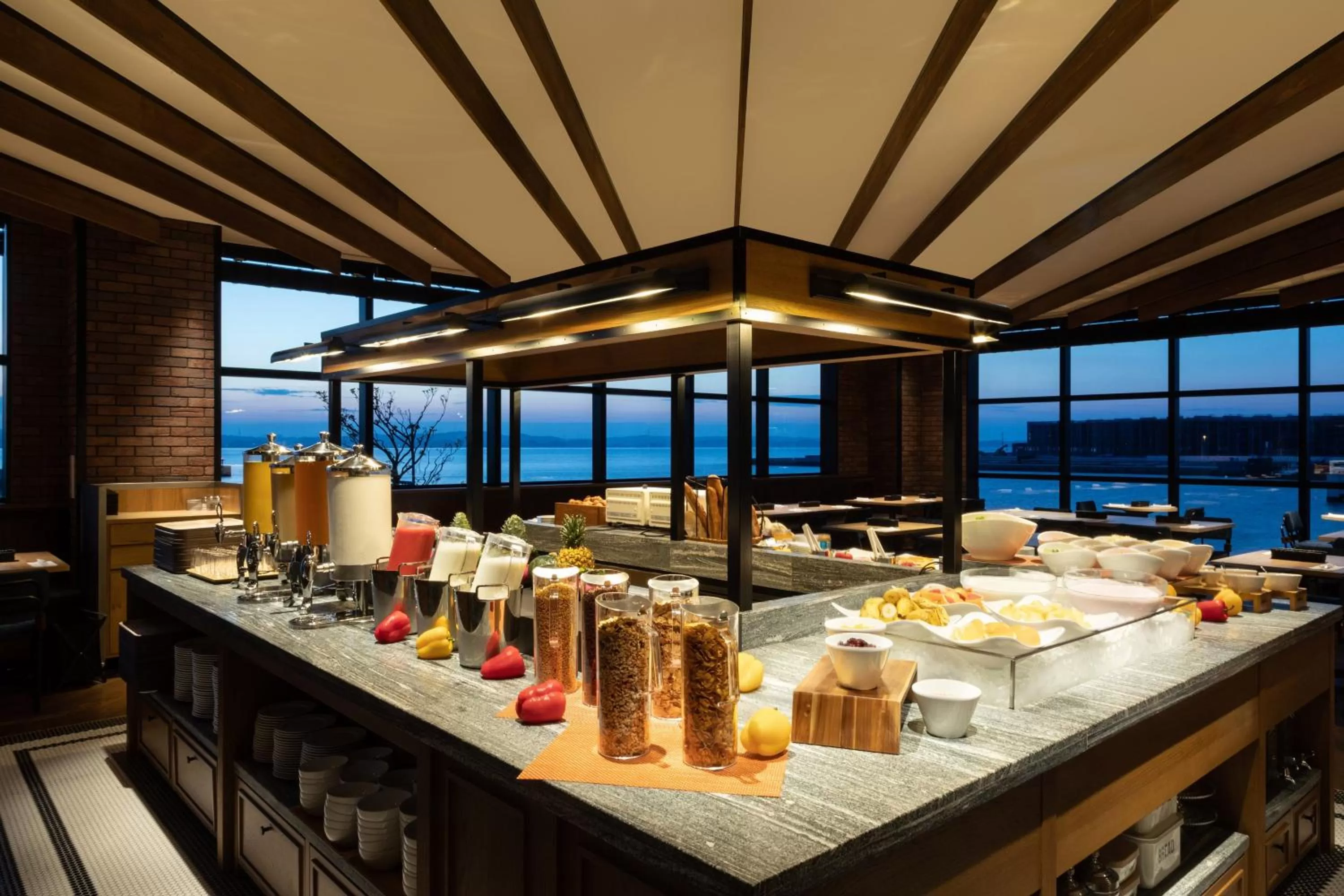 Breakfast in Four Points by Sheraton Nagoya, Chubu International Airport