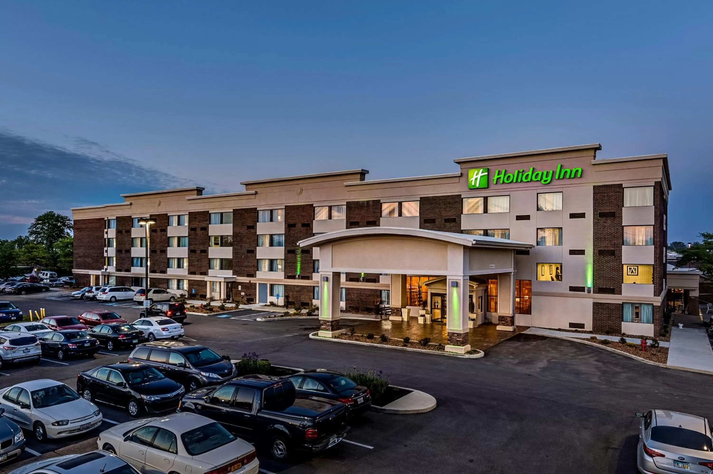 Property building in Holiday Inn Cleveland Northeast - Mentor by IHG