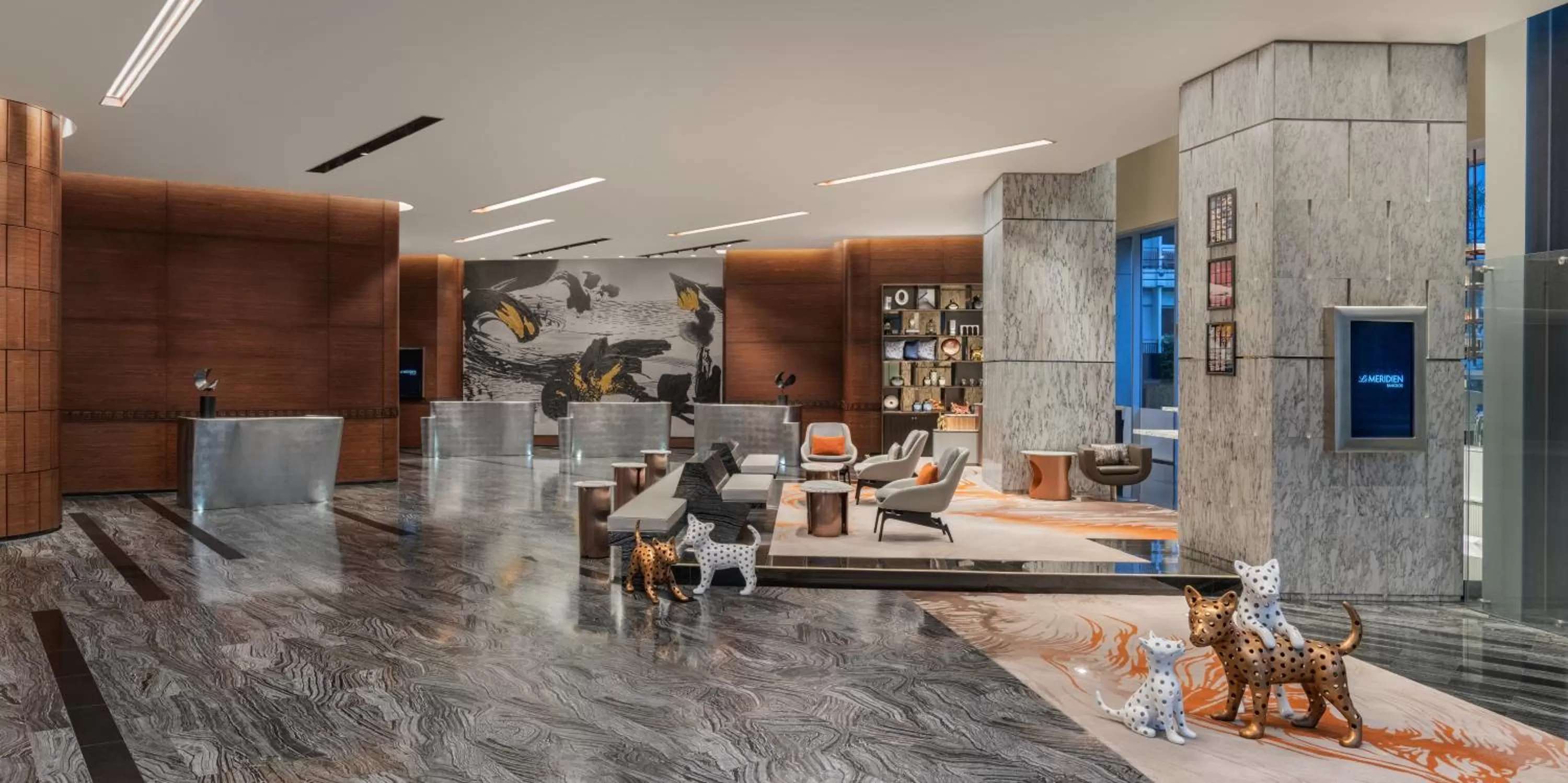 Lobby or reception in Le Meridien Bangkok