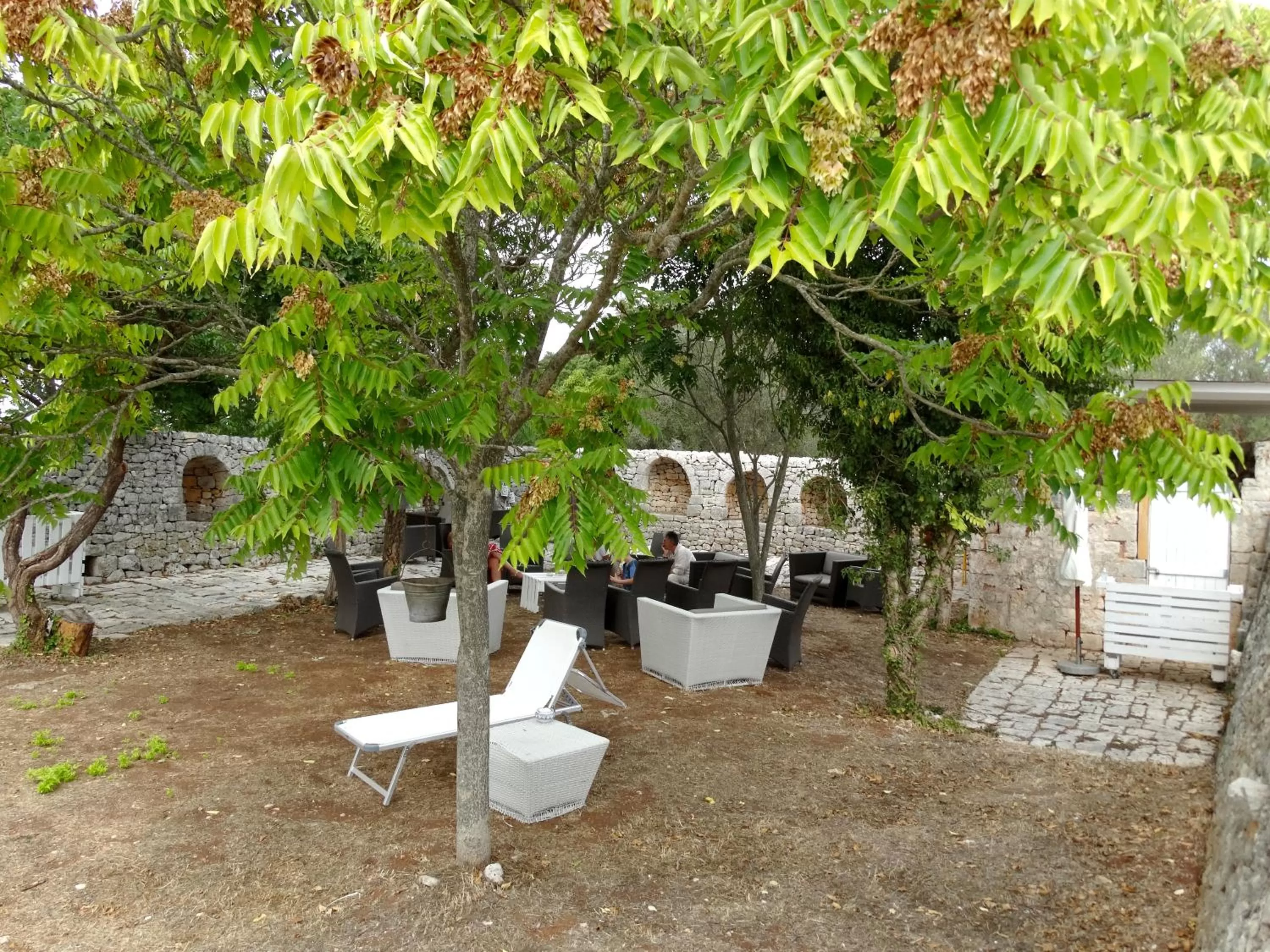 Garden in B&B Masseria Santanna