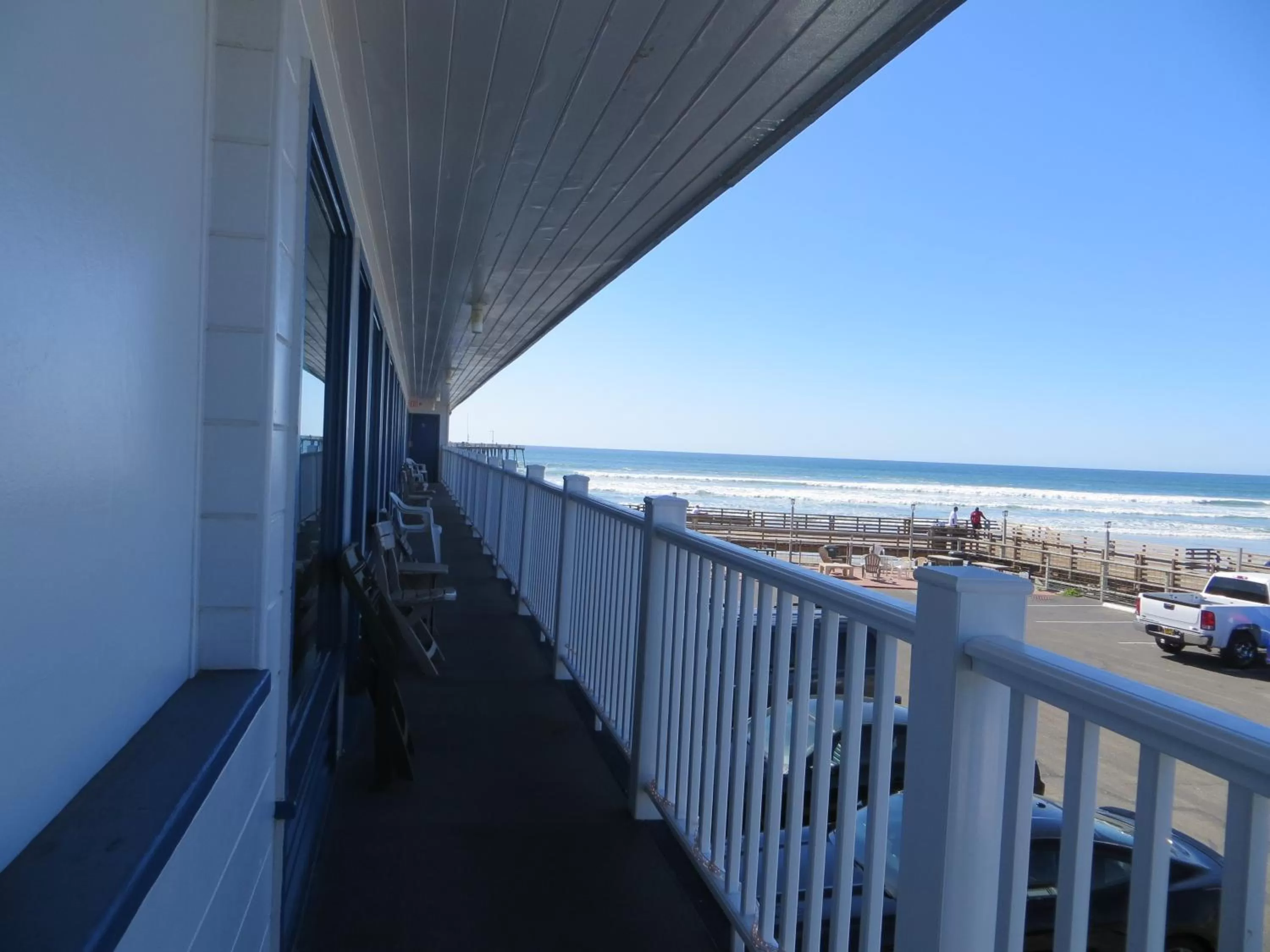 Day in Dolphin Cove Motel