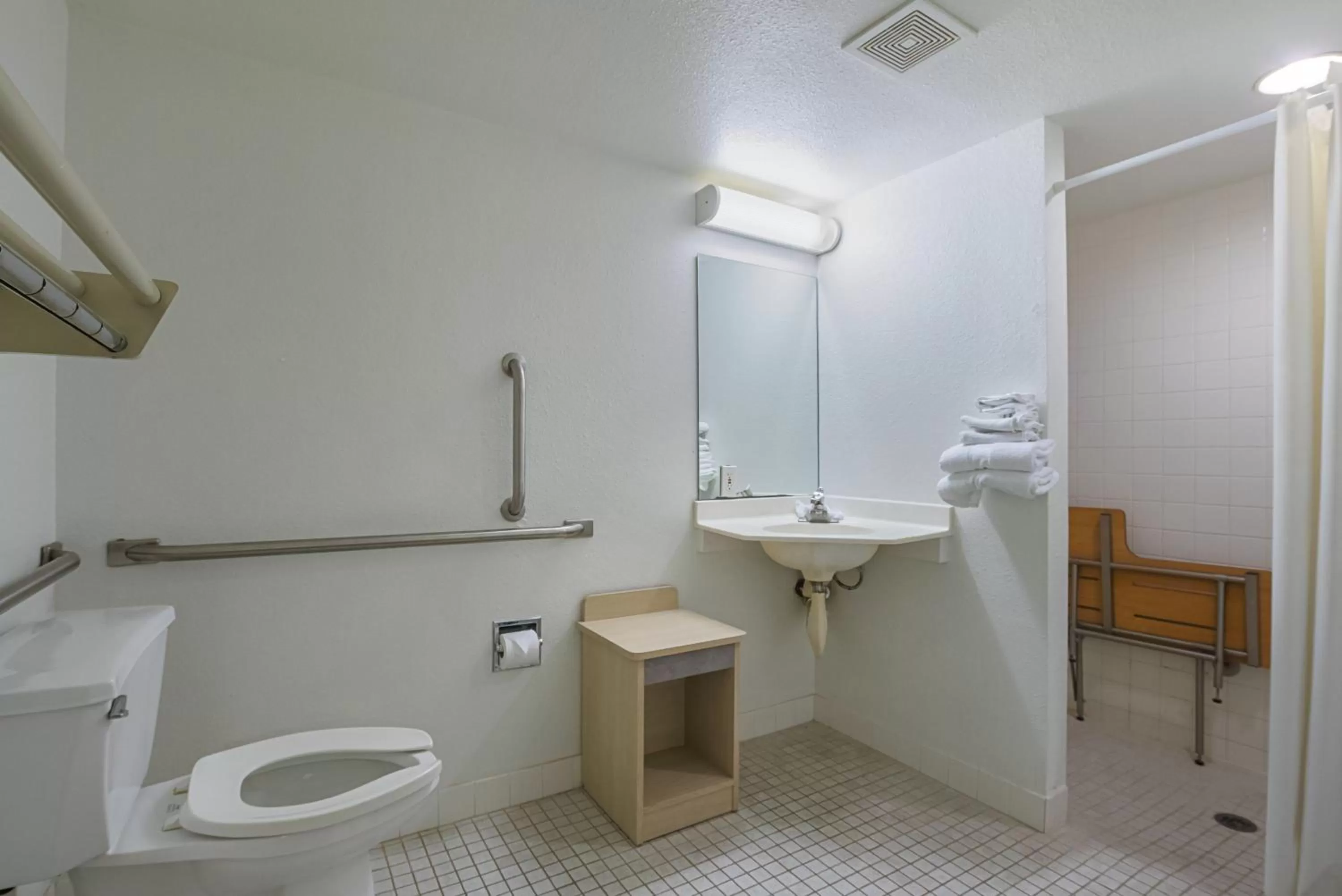 Bathroom in Motel 6-Rochester, MN