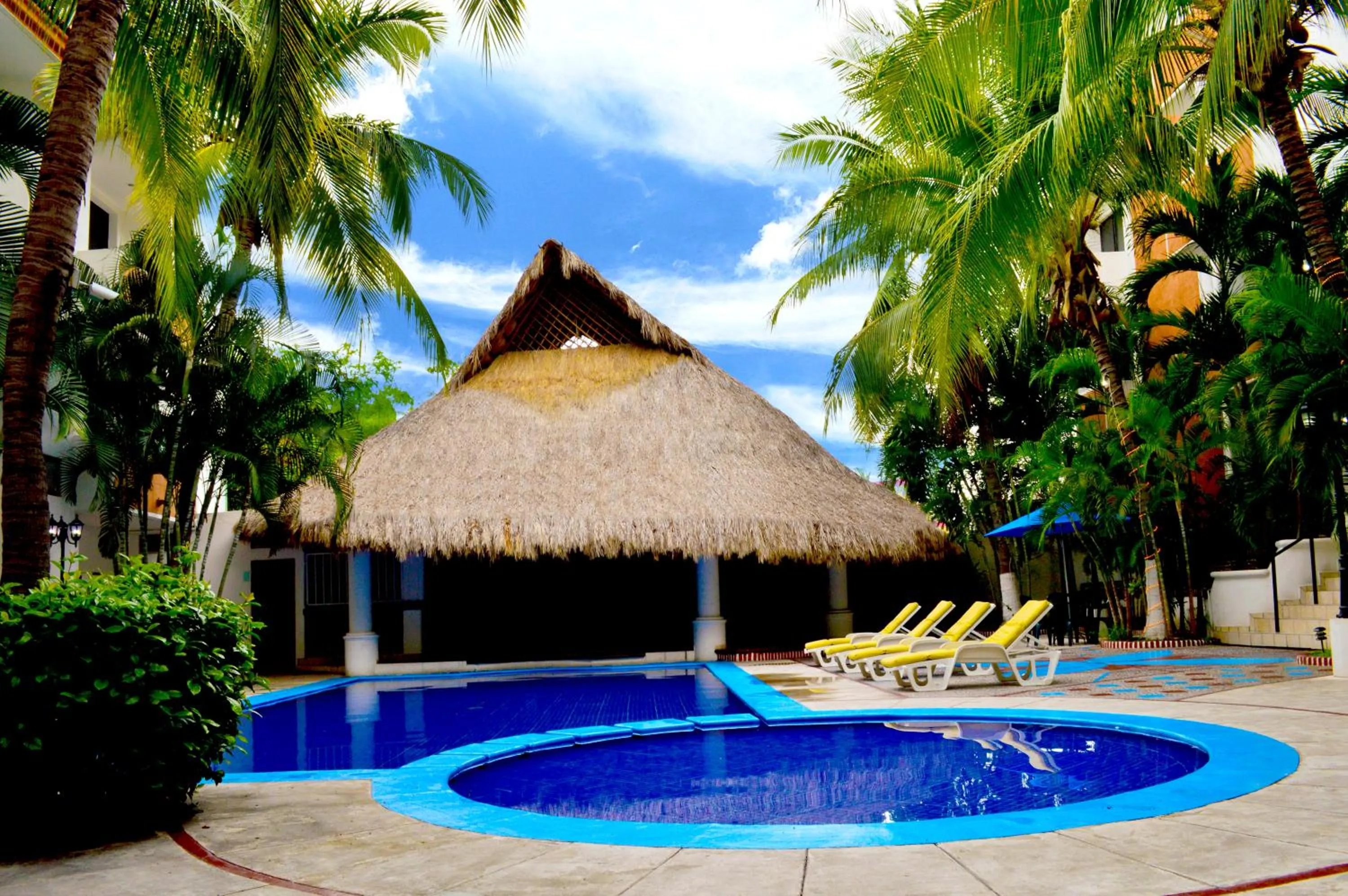 Swimming pool in Hotel Costa Brava