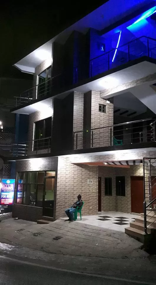 Facade/Entrance in Ayub Residence Bhurban