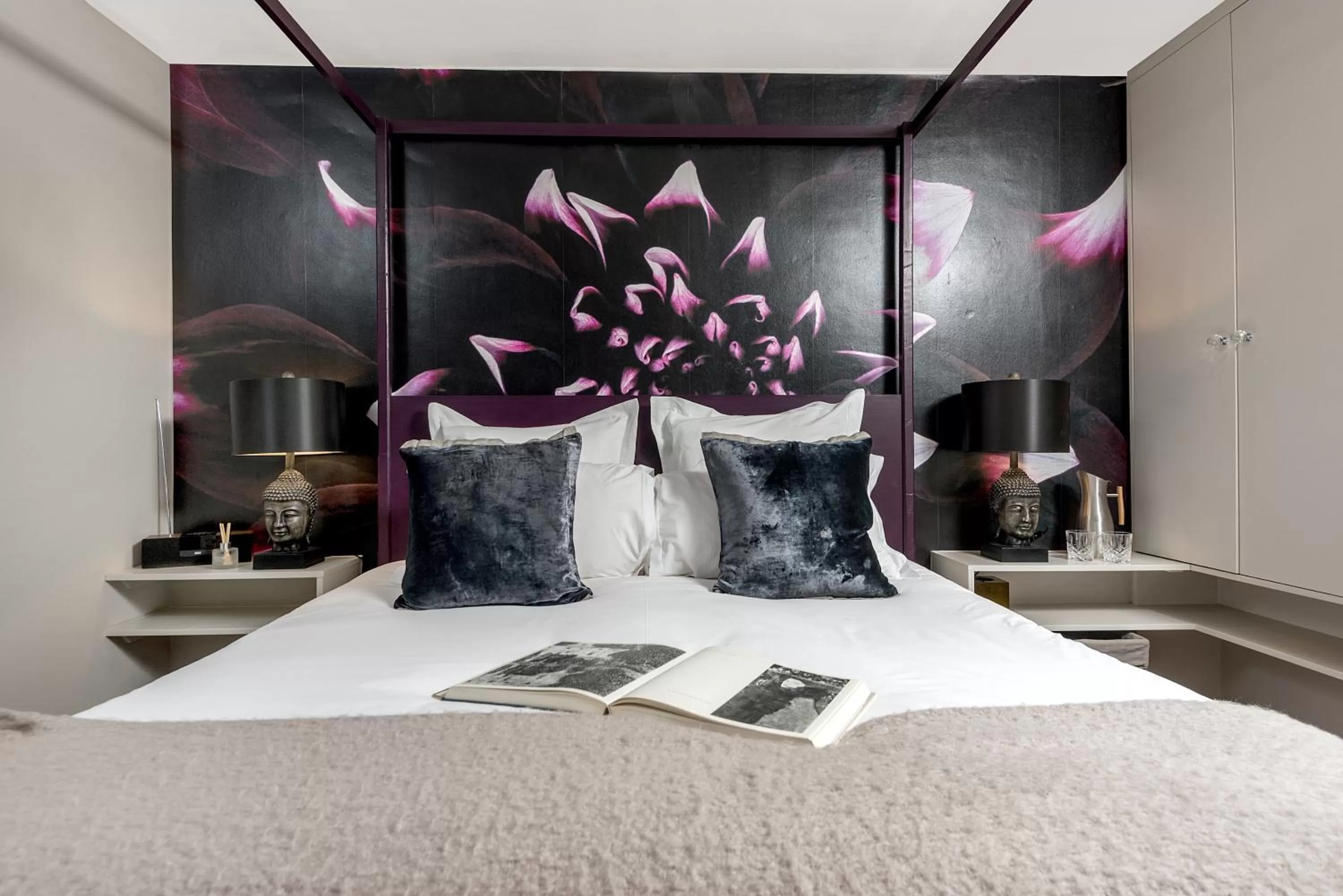 Bedroom, Bed in Crazy Fox Hurley Boutique B&B