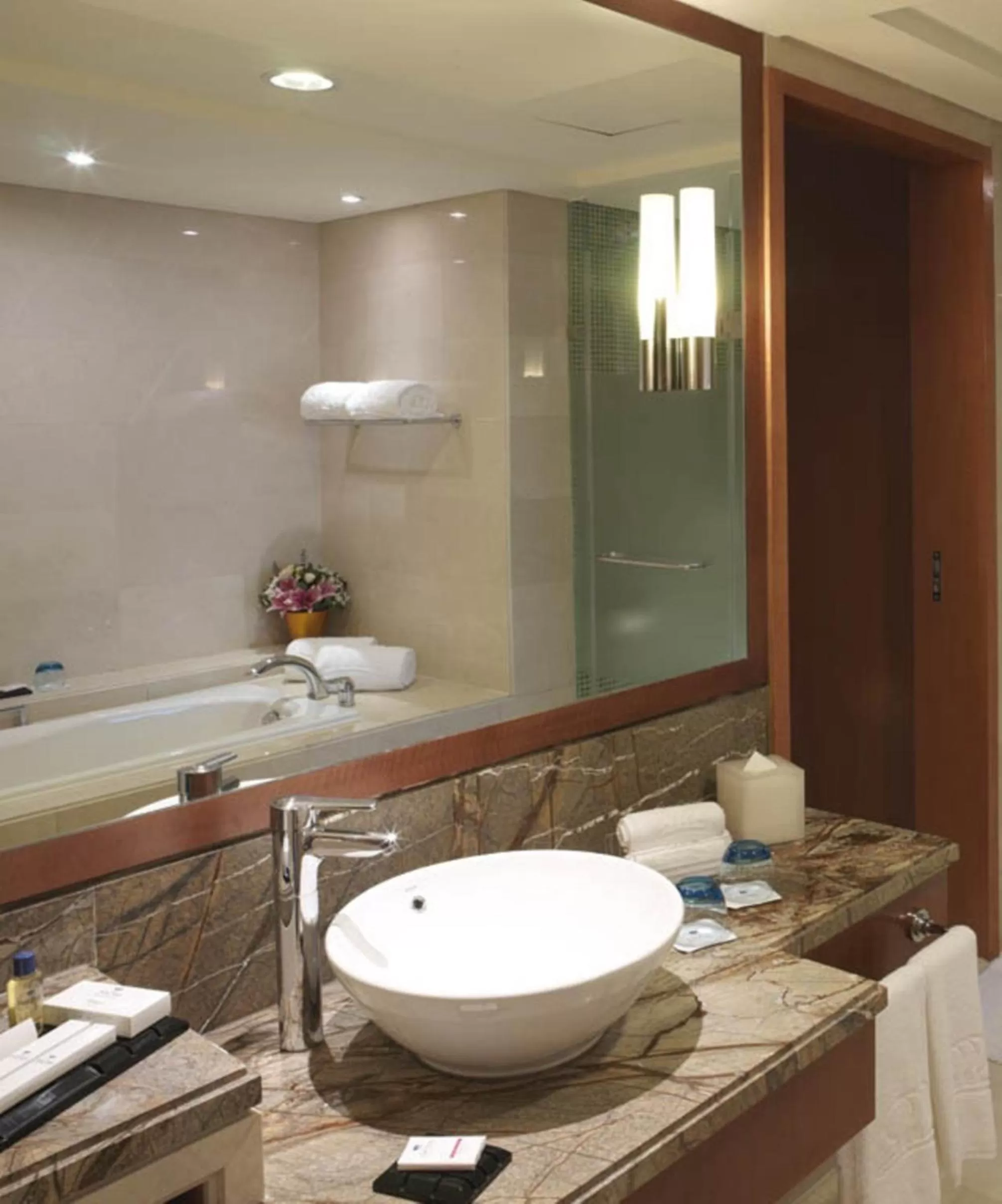 Bathroom in Park Plaza Beijing Wangfujing