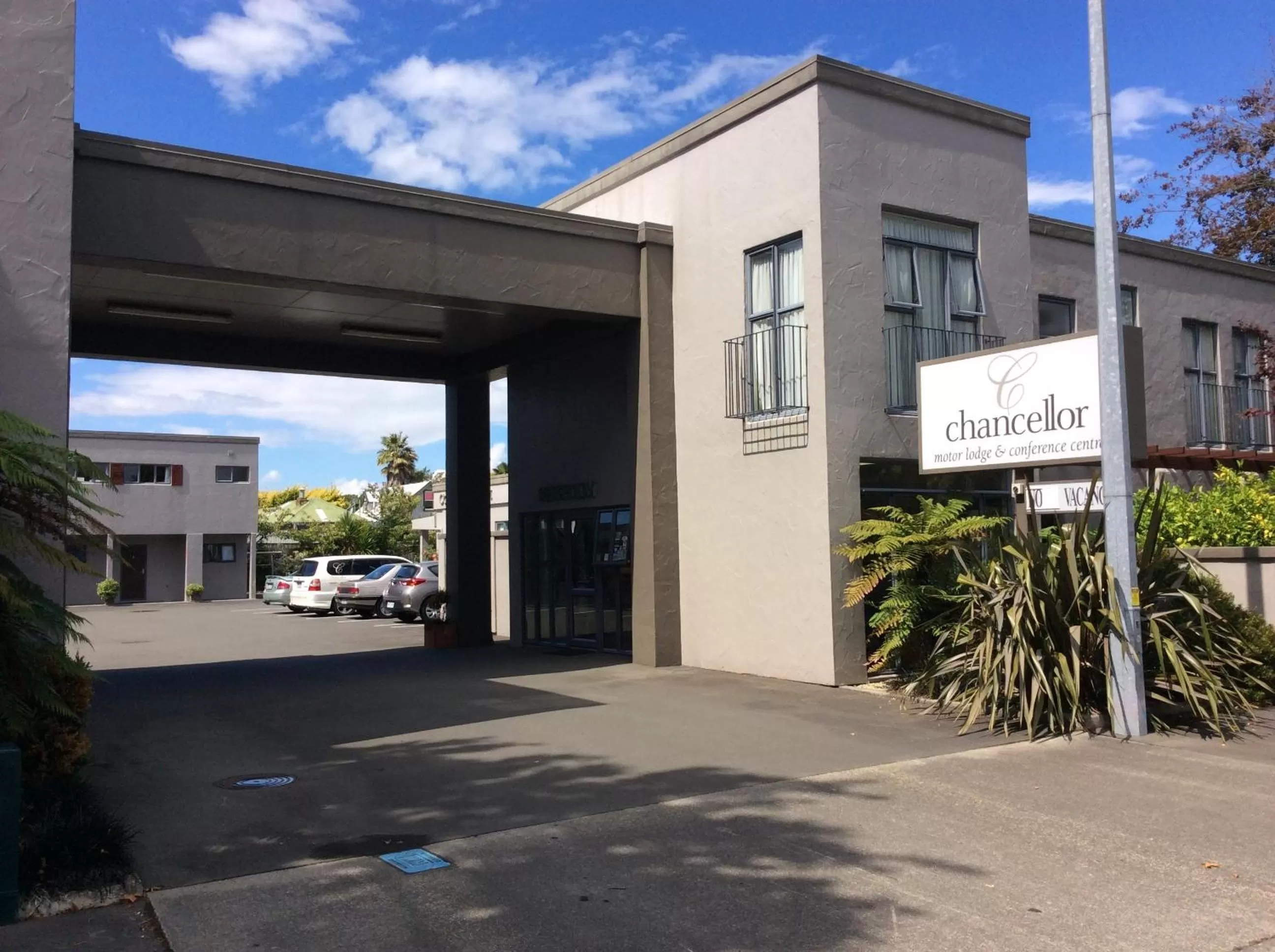 Facade/entrance in Chancellor Motor Lodge and Conference Centre