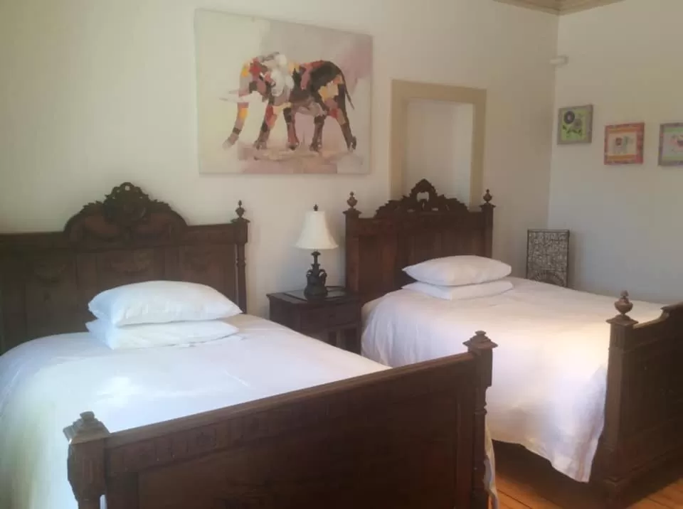 Bed in Île de Garde B&B