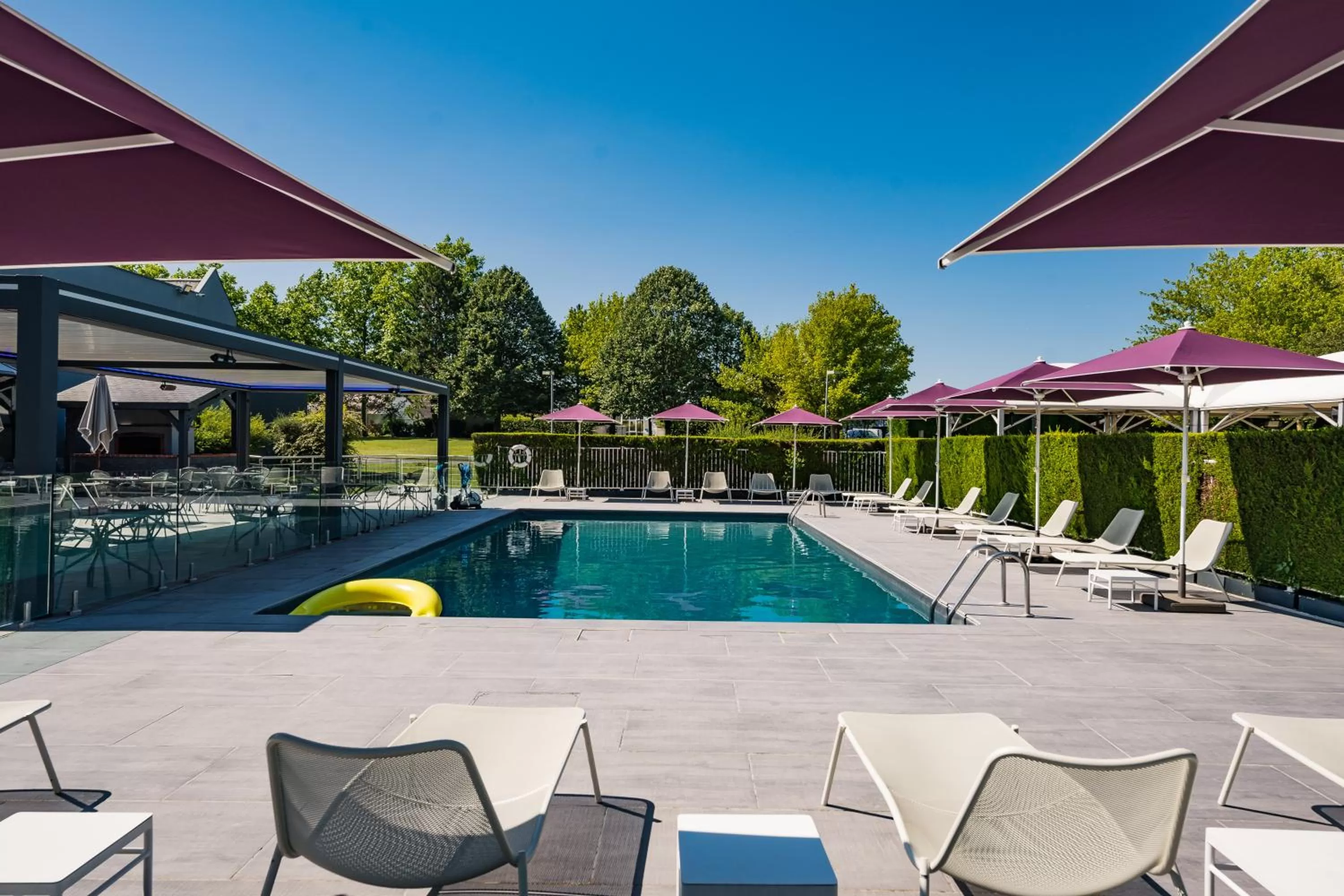 Swimming pool in Novotel Orléans Saint Jean de Braye
