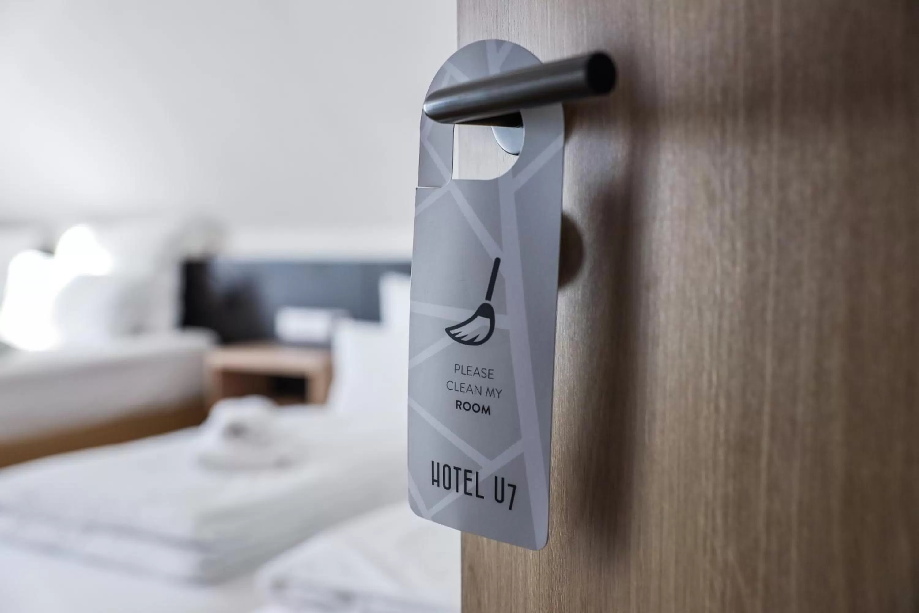 Logo/Certificate/Sign, Bed in Hotel U7