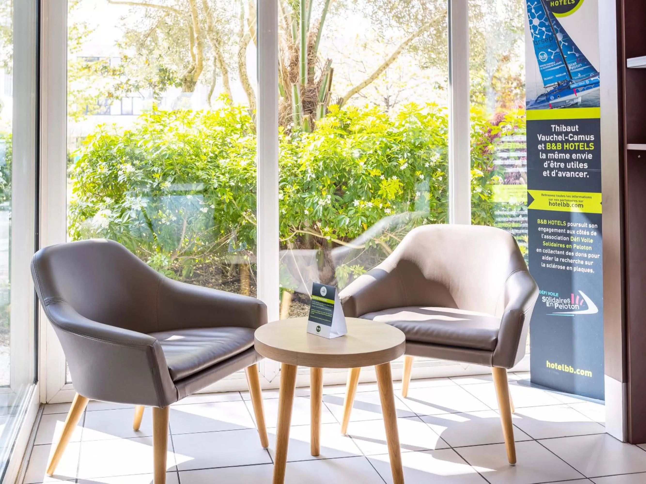 Patio in B&B HOTEL Rennes Ouest Villejean