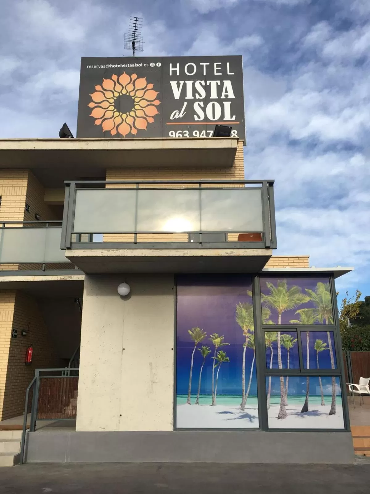 Property building in Hotel Vista al Sol