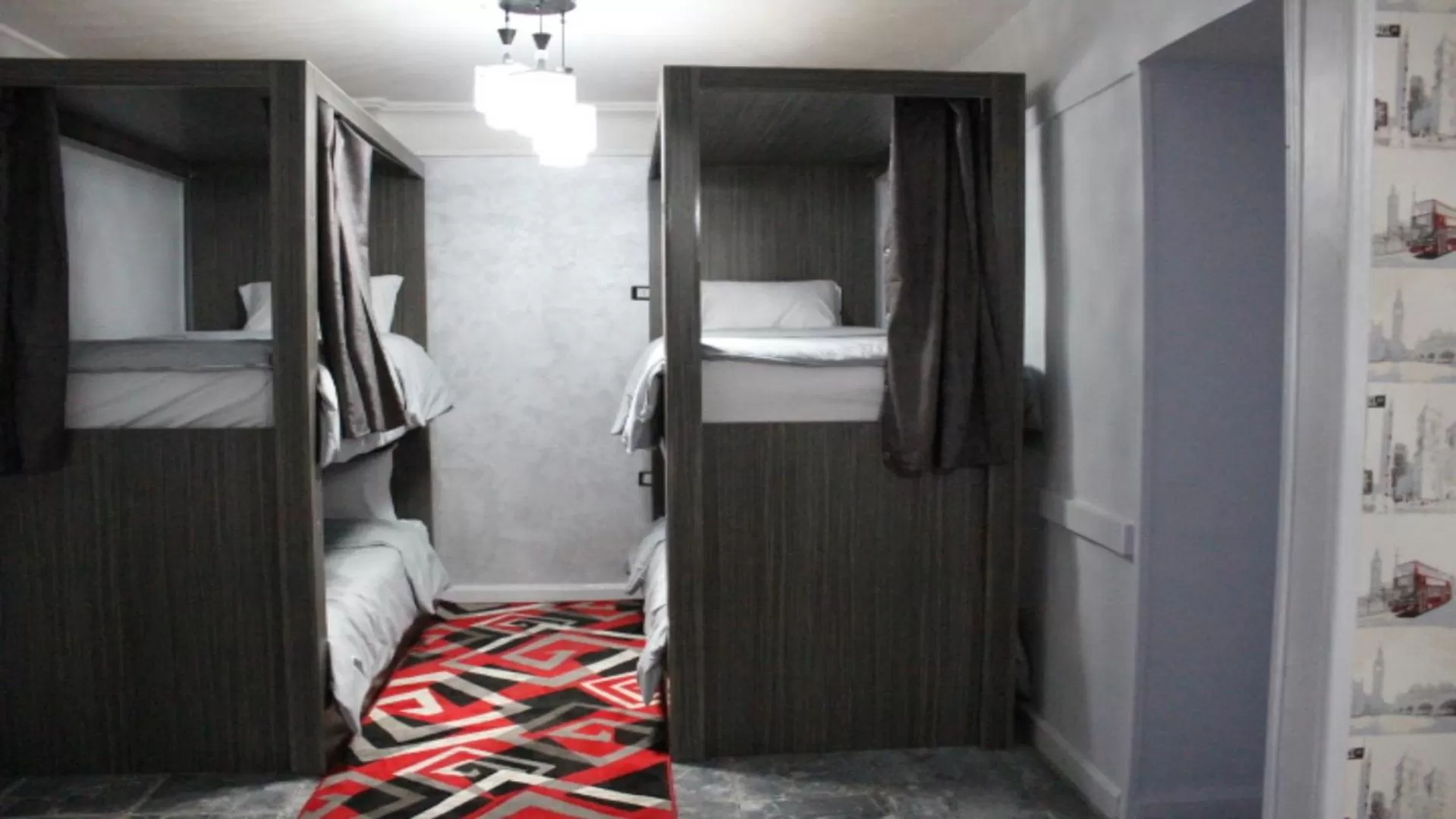 Bathroom in Hostel Sunset Down town