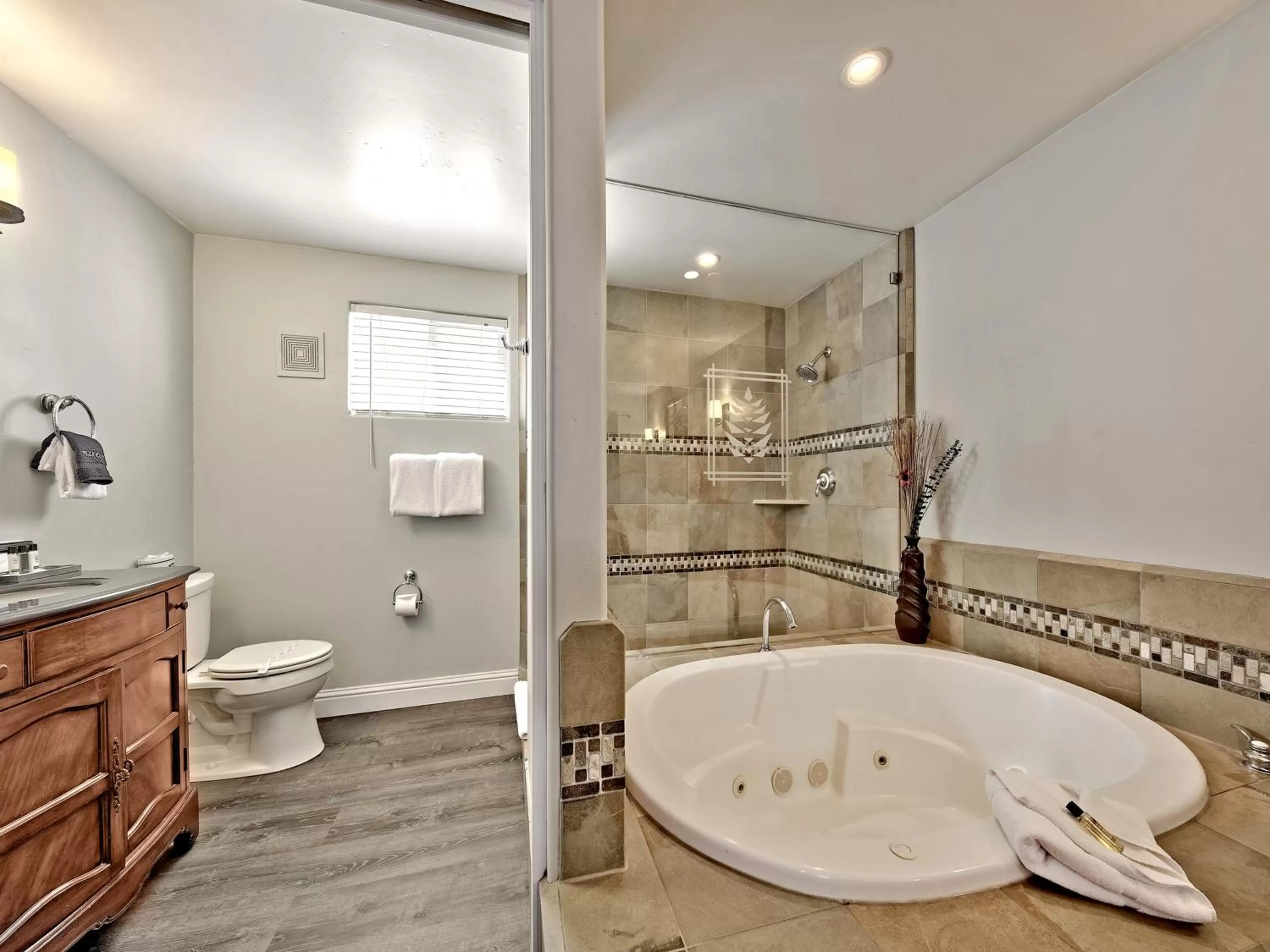 Hot Tub in Secrets Inn Lake Tahoe