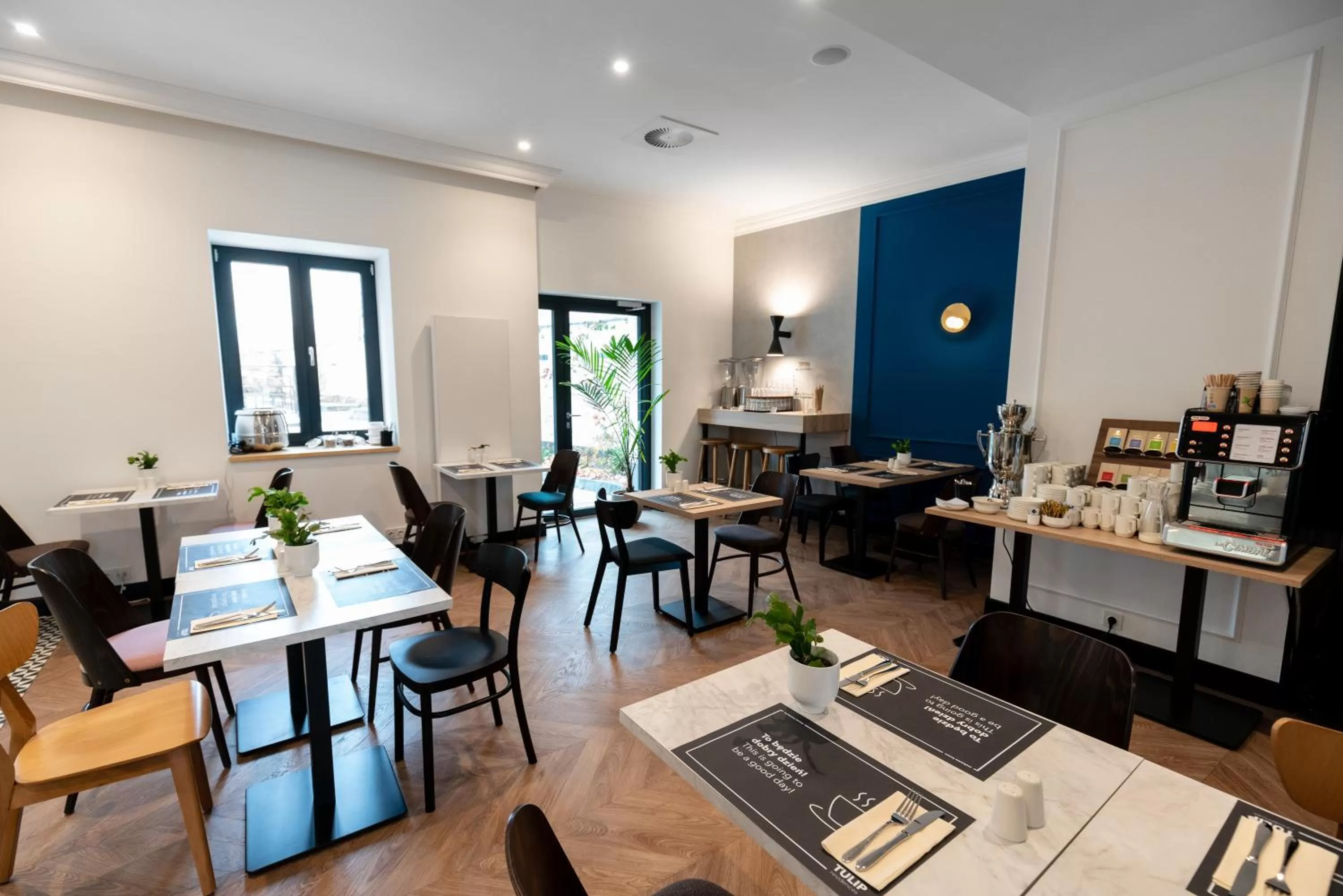 Restaurant/places to eat in Hotel Tulip Residences Warsaw Targowa