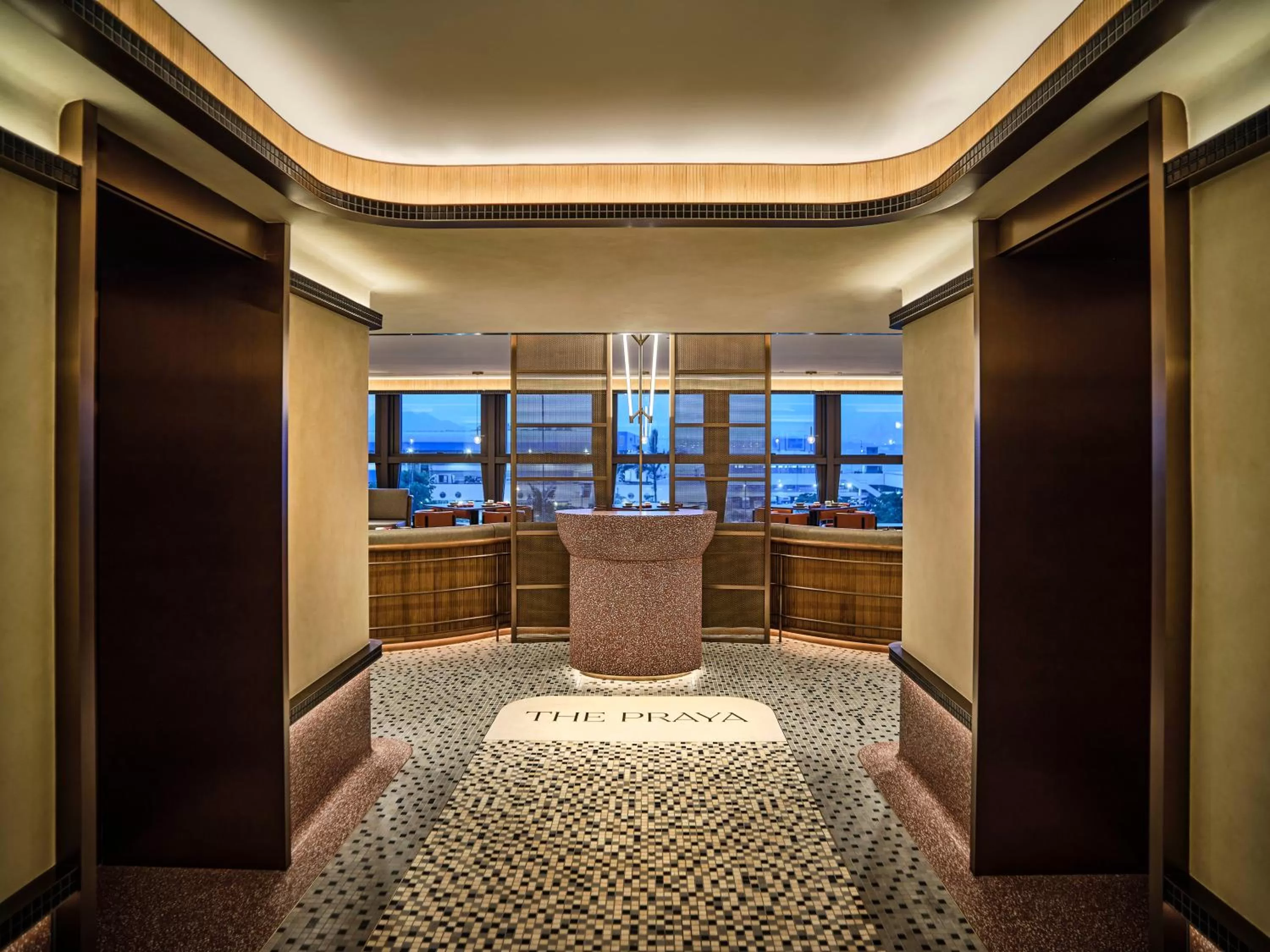 Restaurant/places to eat, Bed in Oasis Aurum 181 Hotel