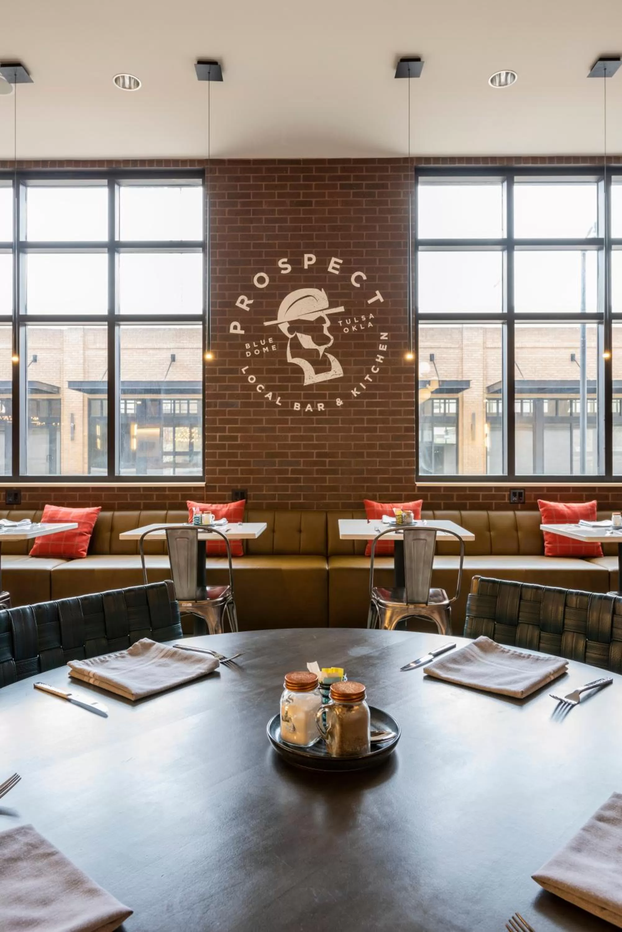 Restaurant/places to eat in Hotel Indigo Tulsa DWTN/Entertainment Area