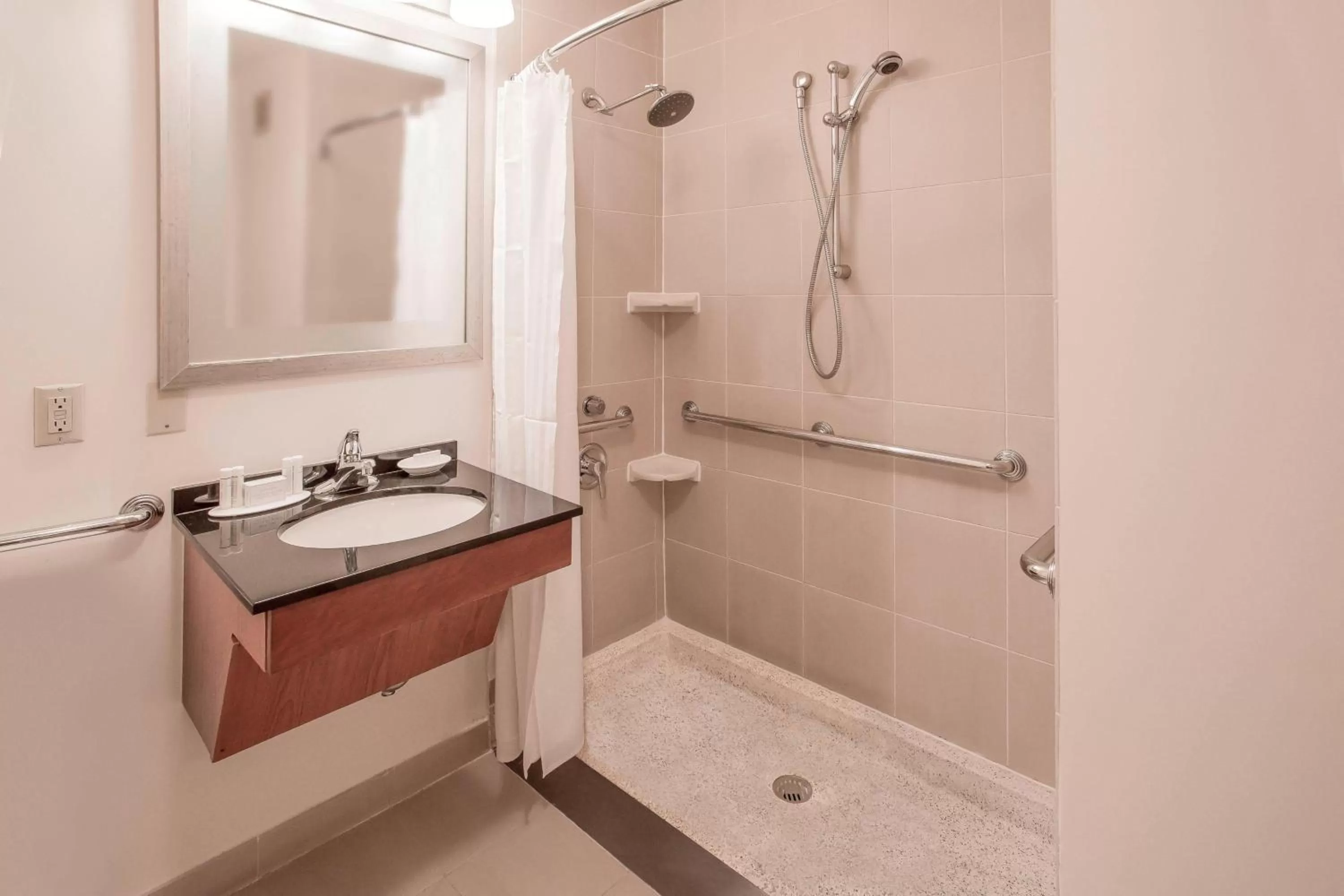 Bathroom in Residence Inn by Marriott New York Manhattan/Times Square