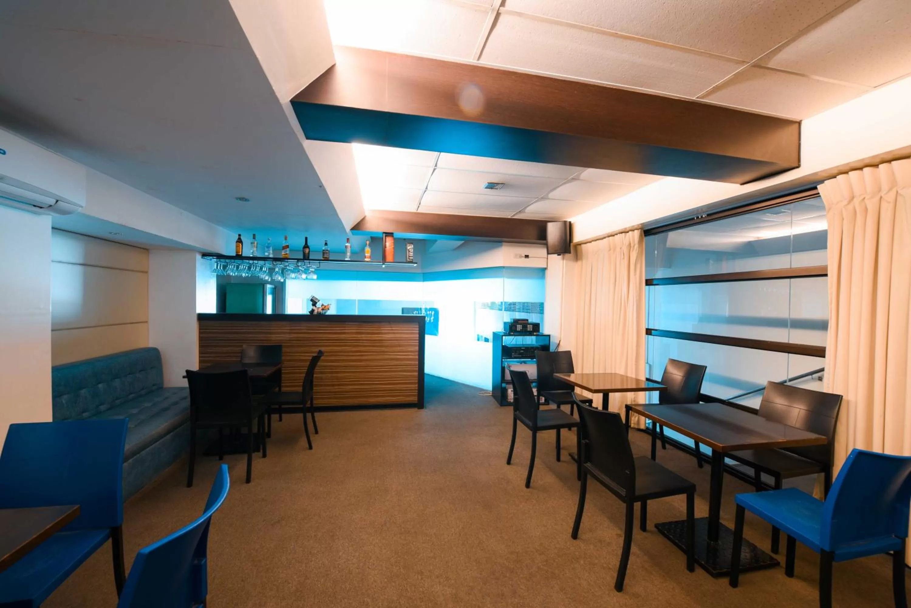 Dining area in Hotel Pier Cuatro