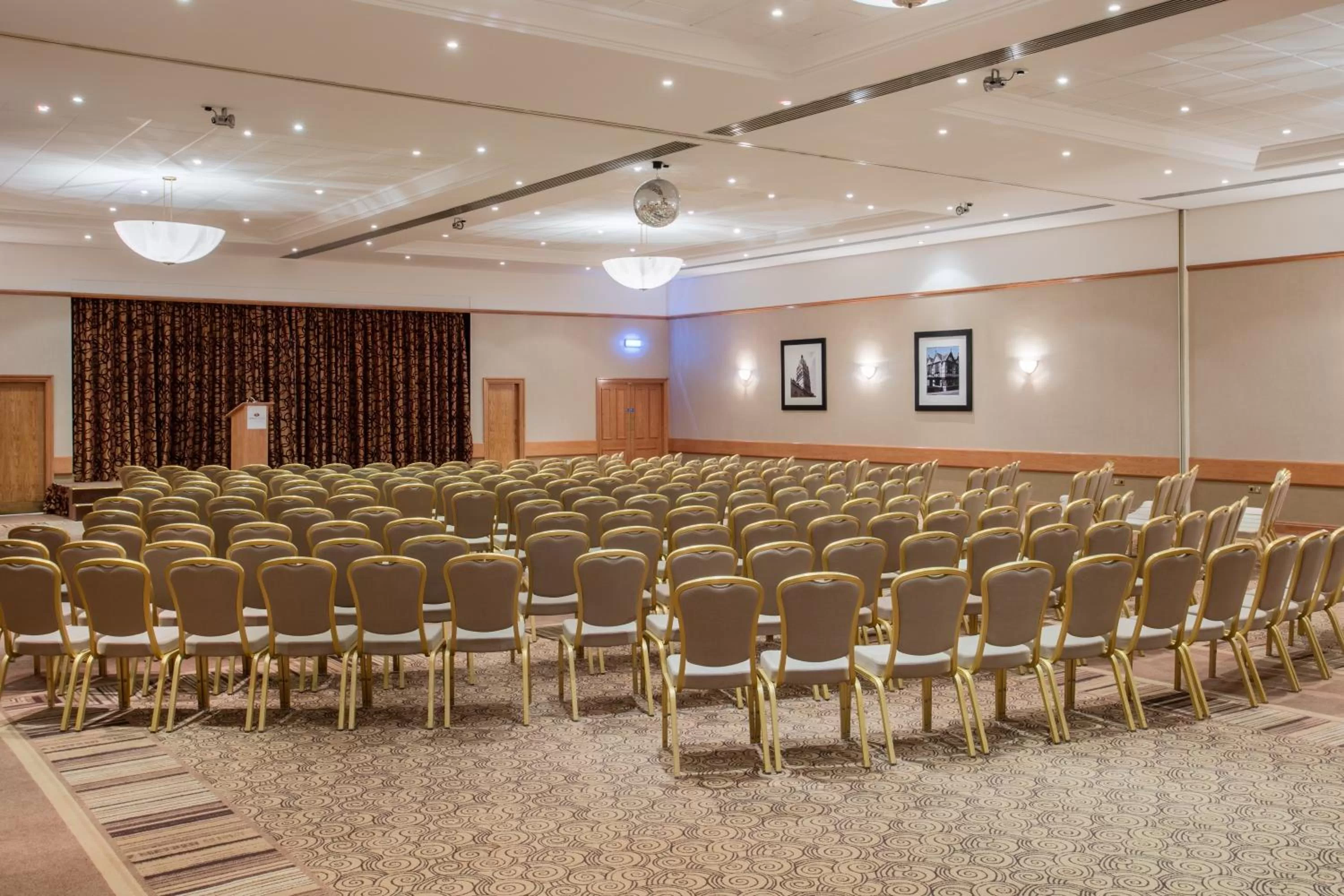 Meeting/conference room in Crowne Plaza Chester by IHG