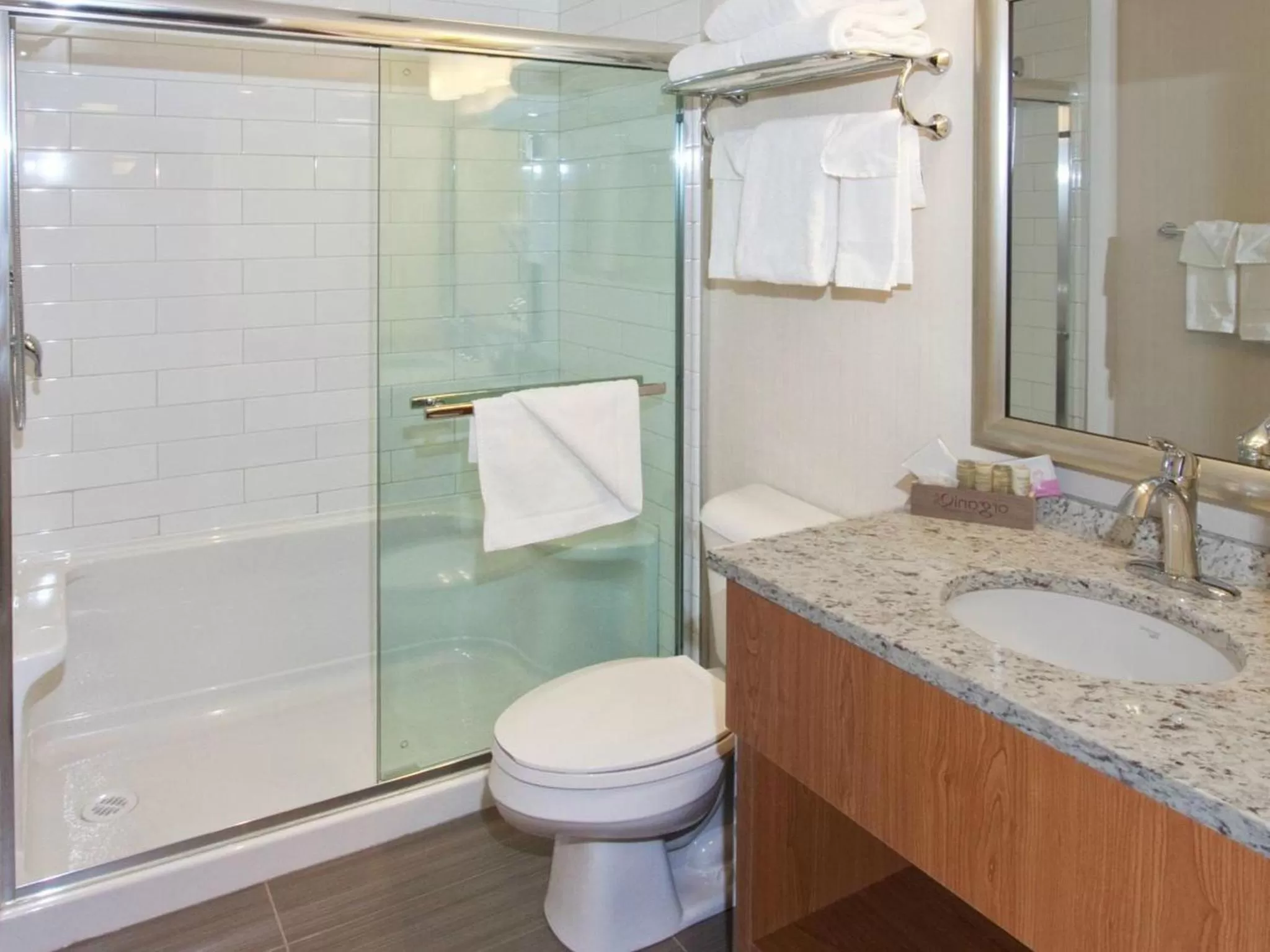 Shower in The Crimson Jasper