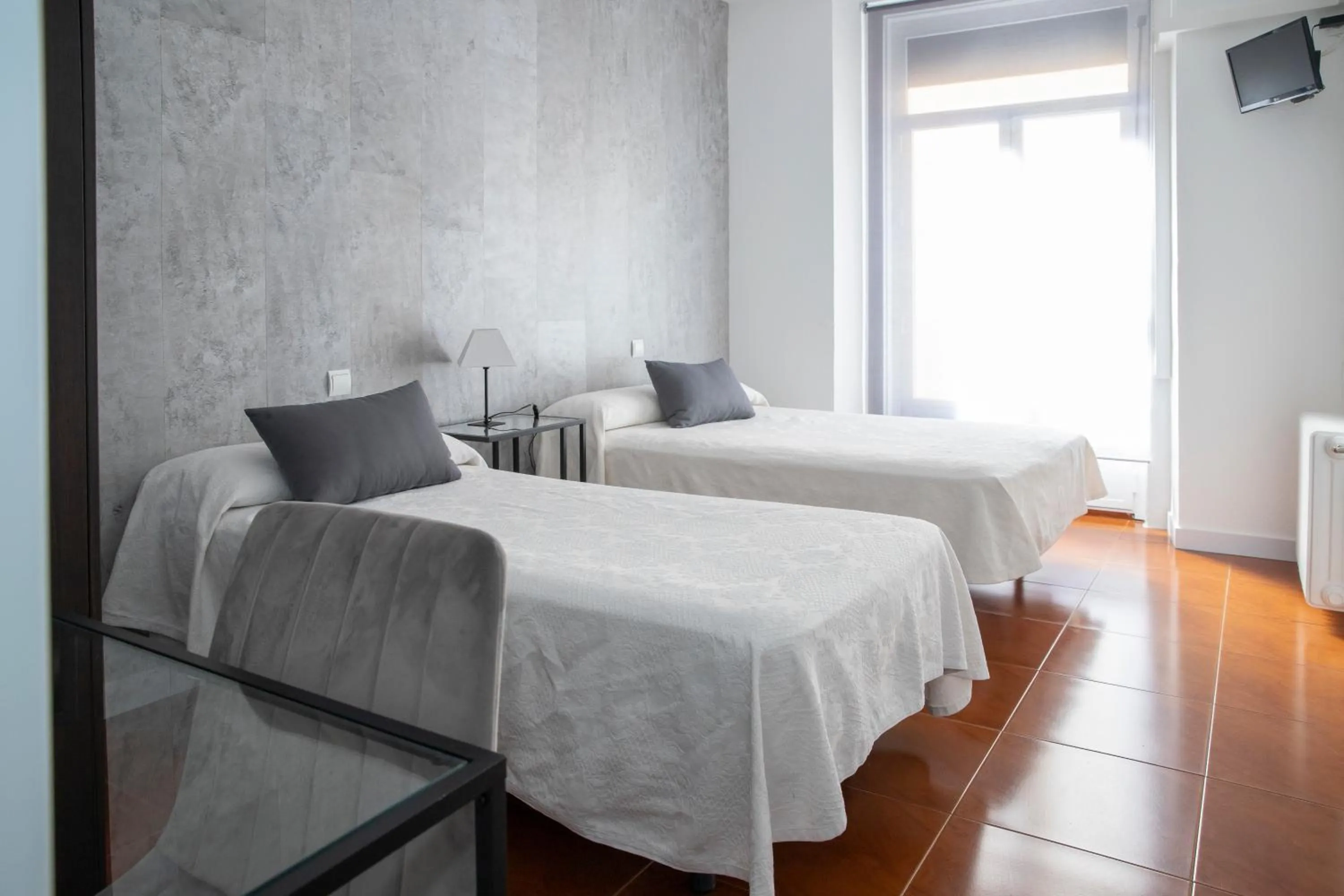 Photo of the whole room, Bed in Hostal Tokio