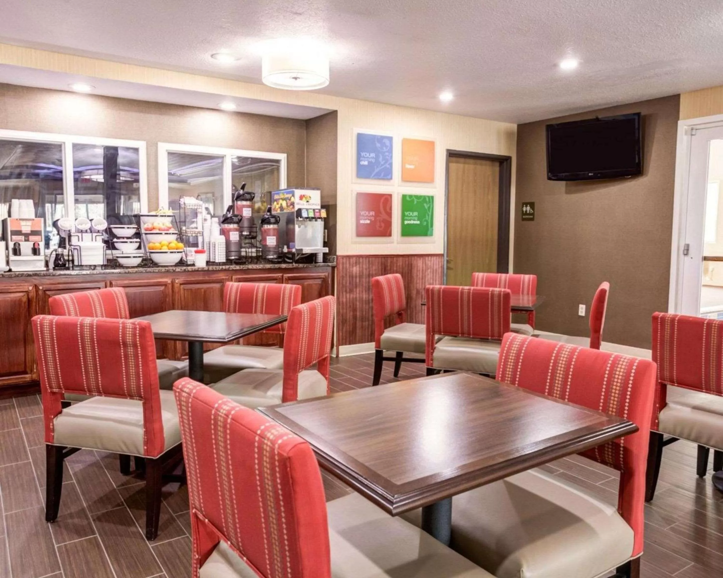 Restaurant/places to eat in Comfort Inn Kearney - Liberty