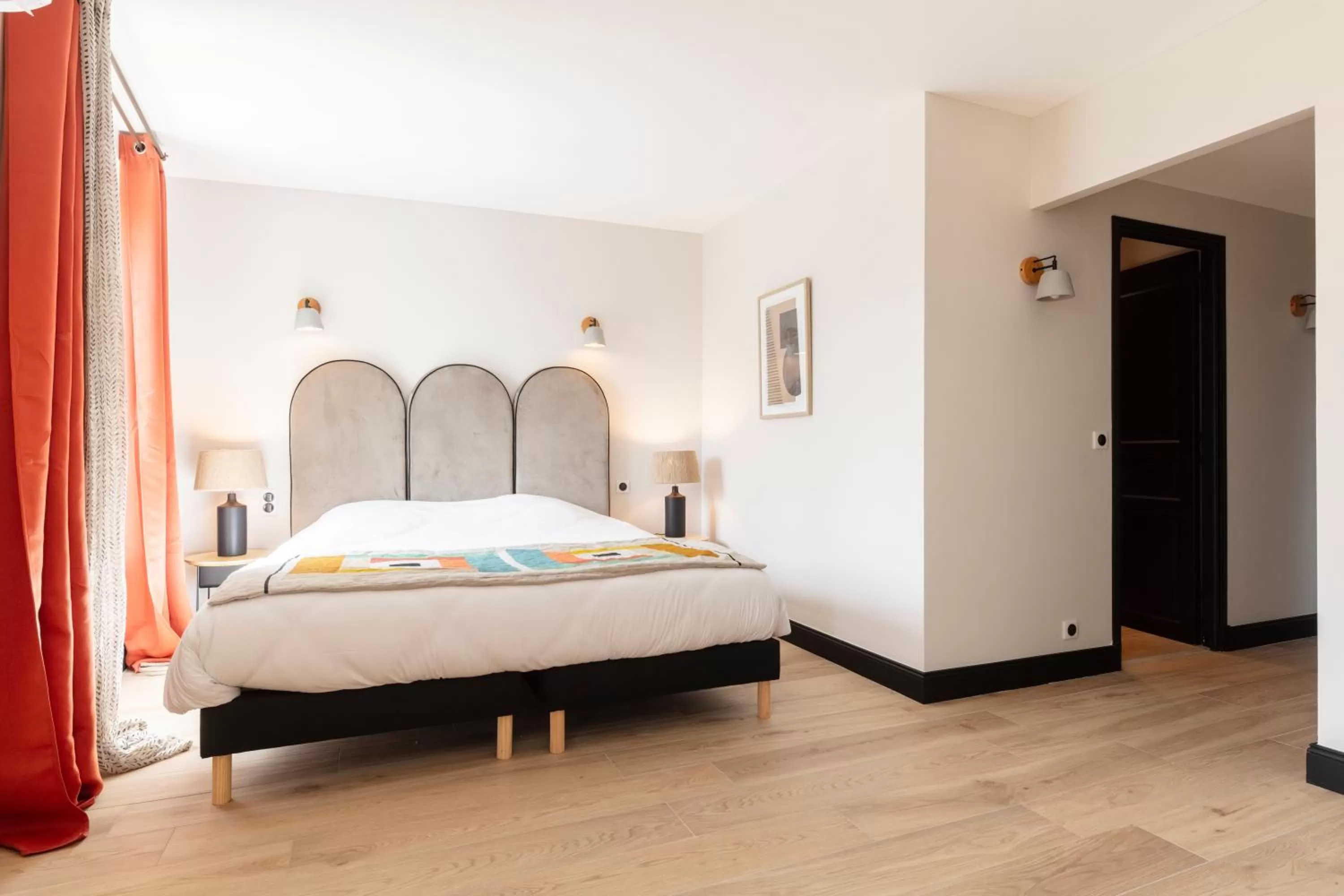 Bed in Hôtel l'Arena