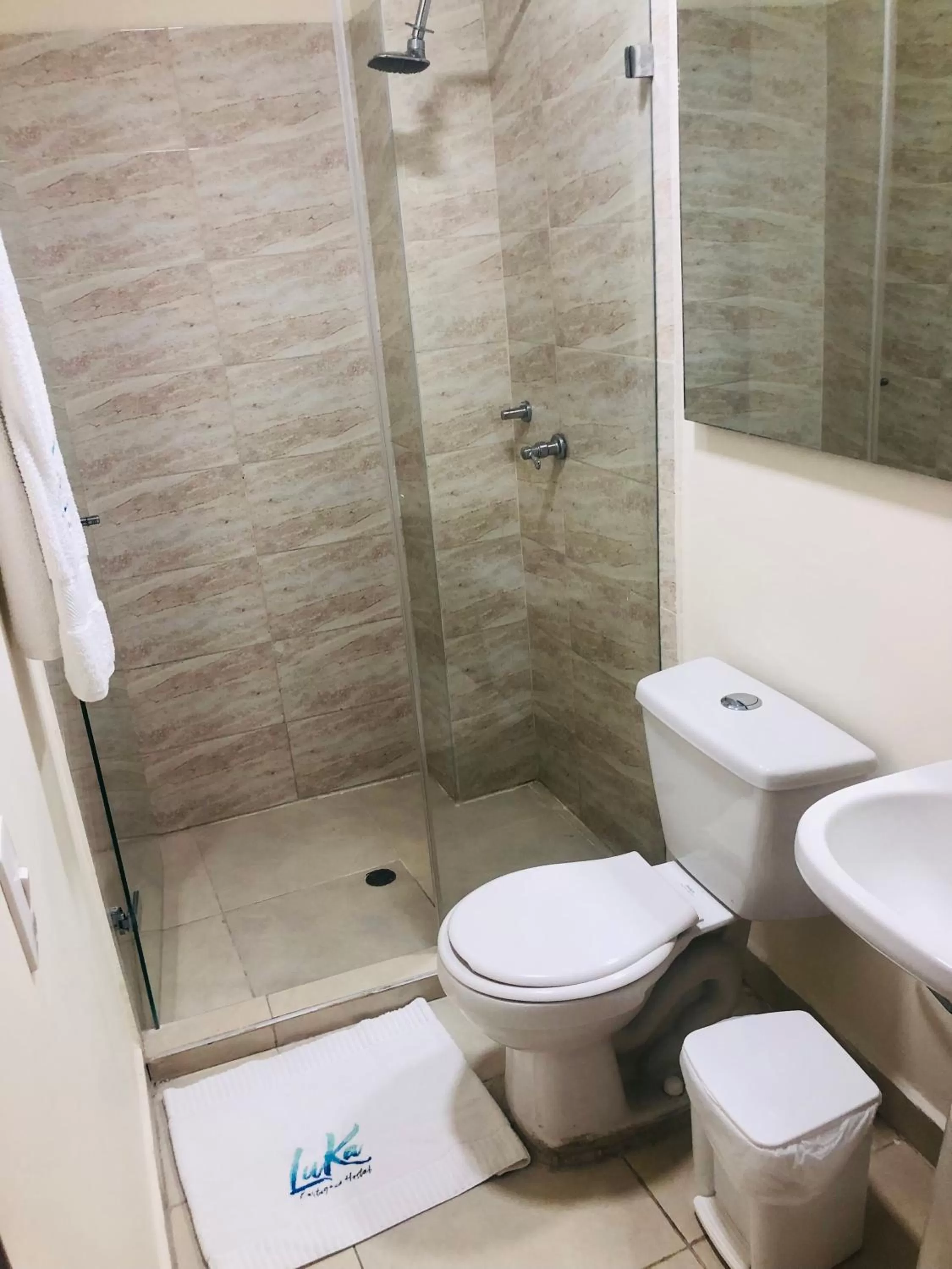 Bathroom in Luka Cartagena Hotel