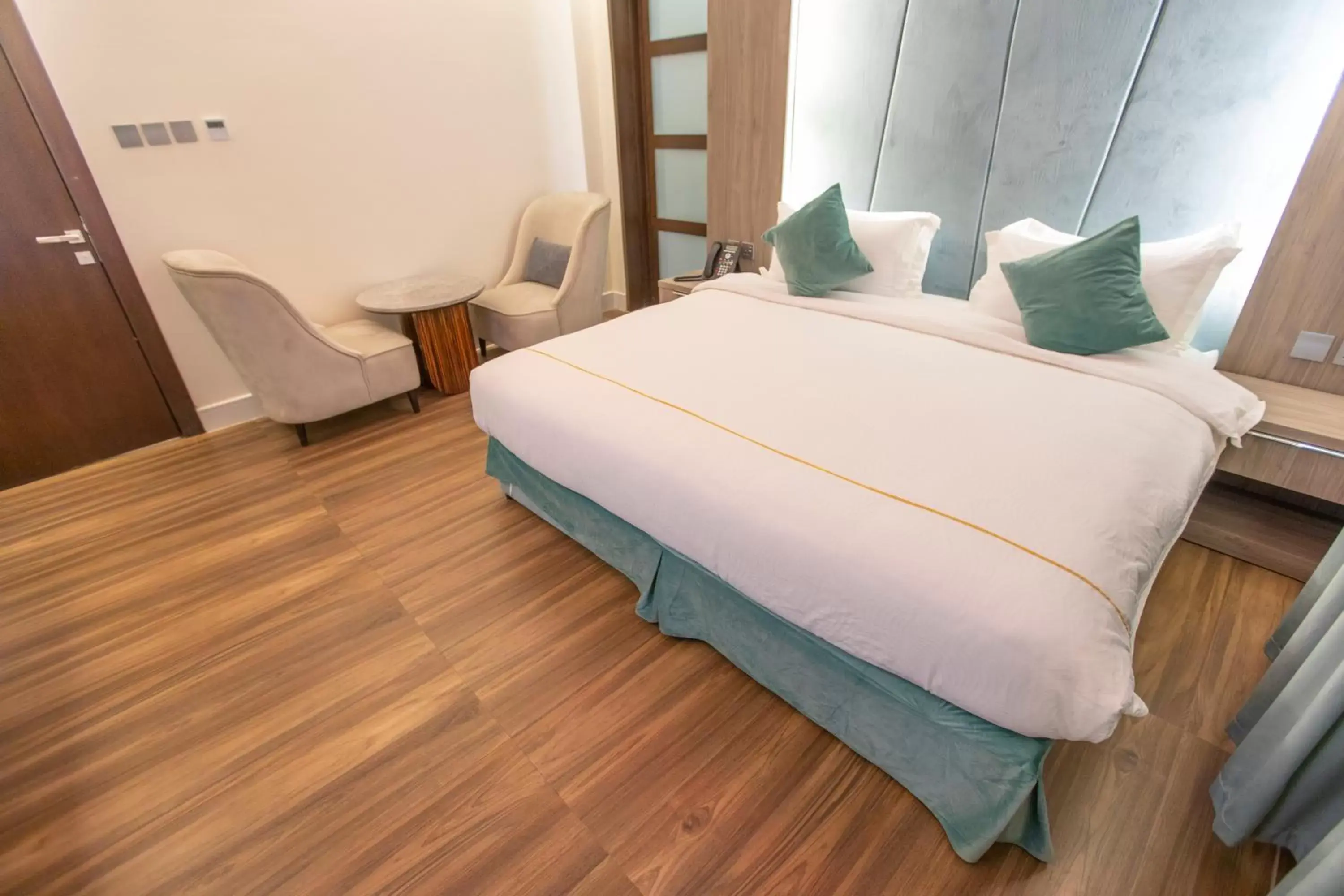 Executive Suite in Luxury Night Al Mounisea Executive Suite in Luxury Night Al Mounisea