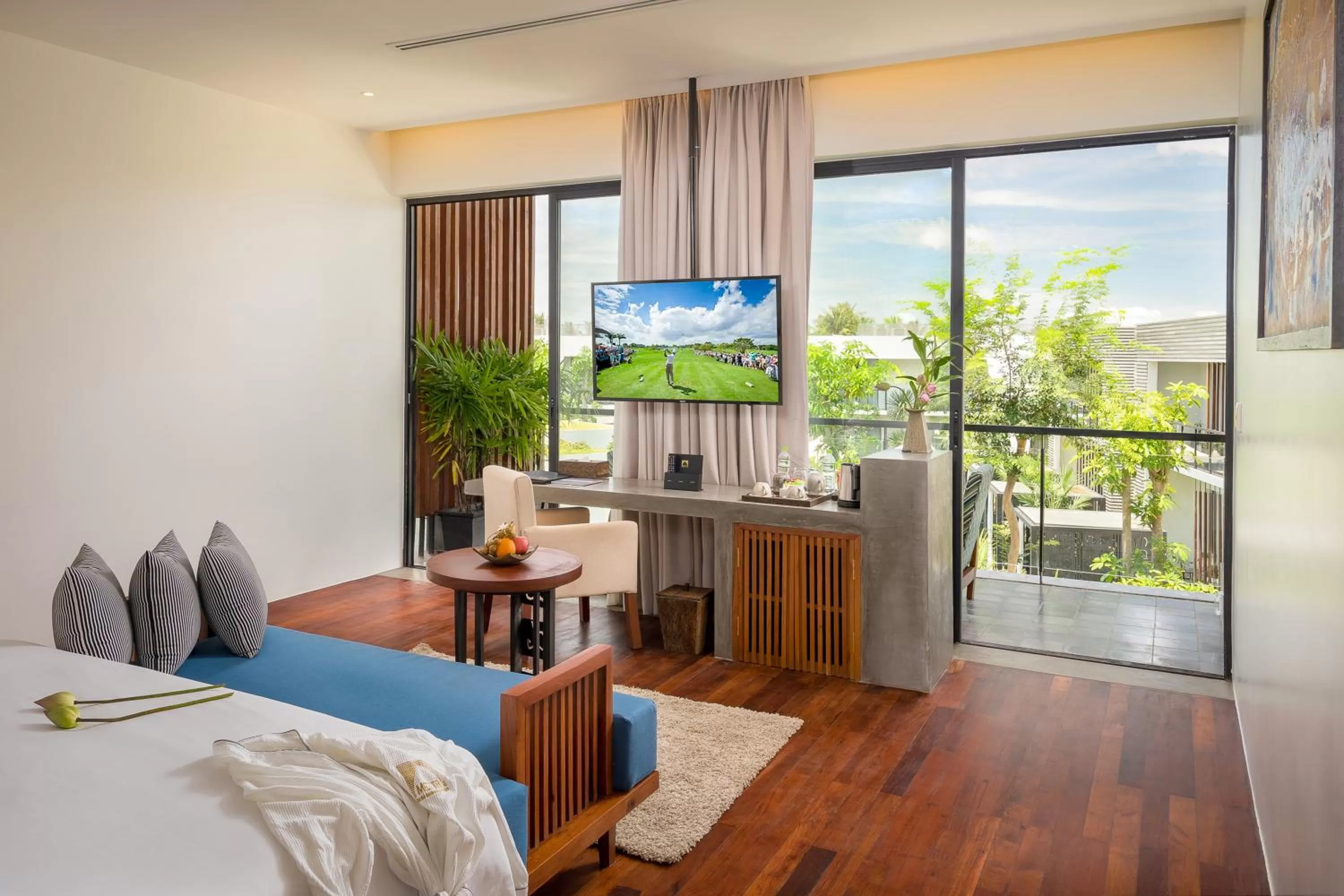 TV and multimedia, Bed in The Villa by Metta