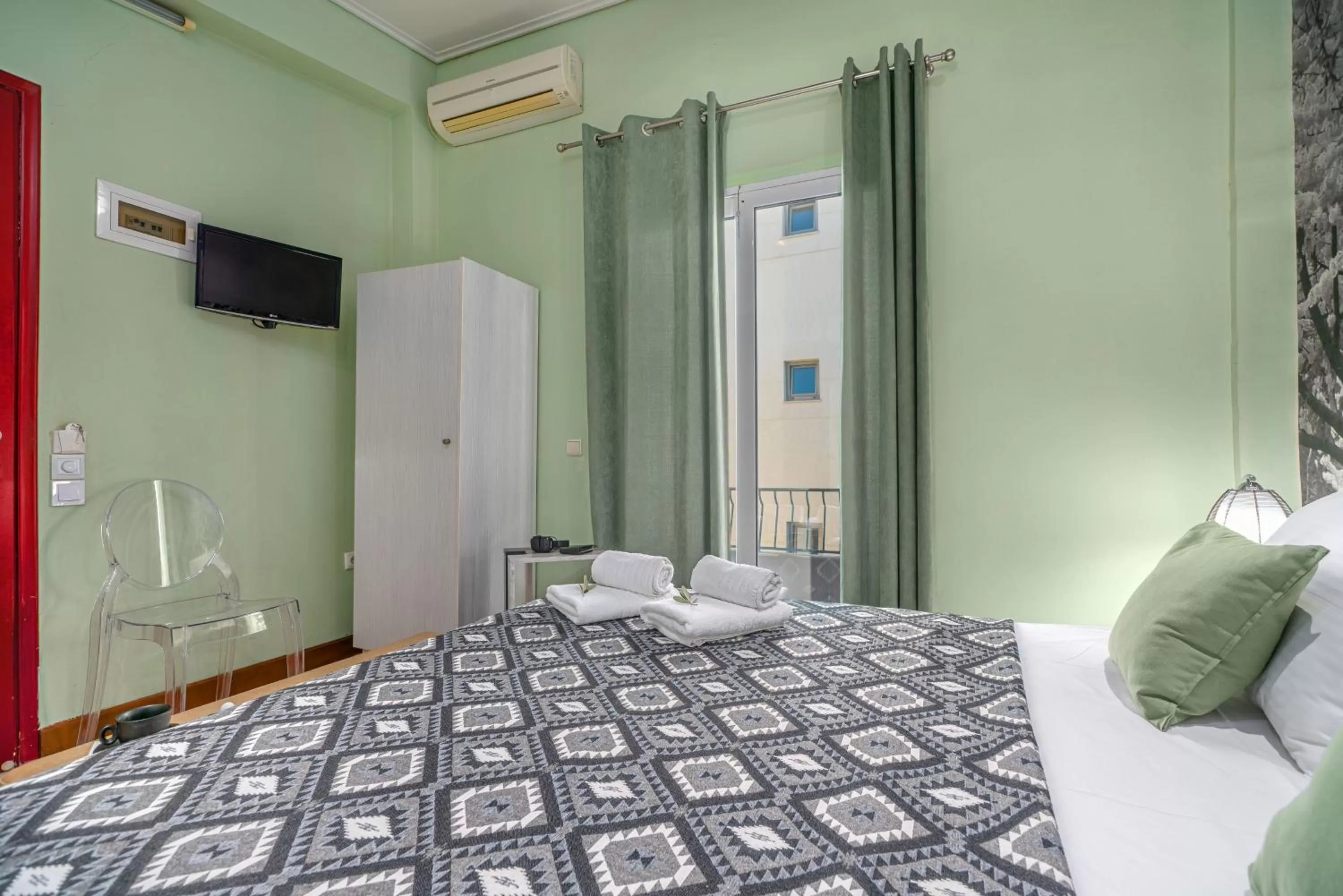 Bedroom, Bed in Zen Hotel