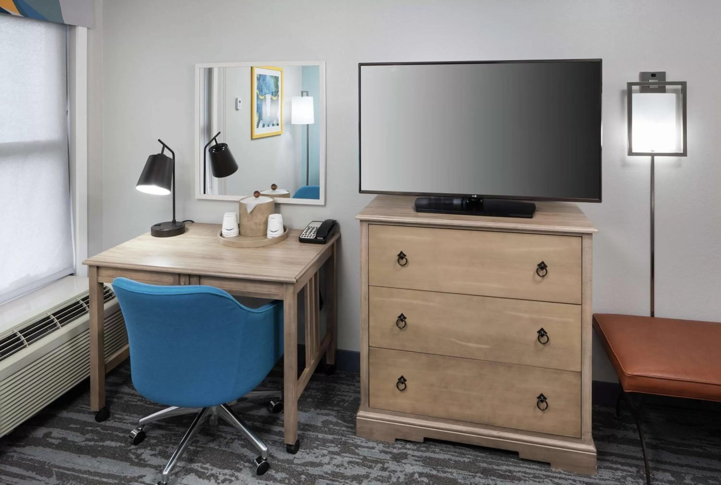 Bedroom in Hampton Inn Austin Round Rock