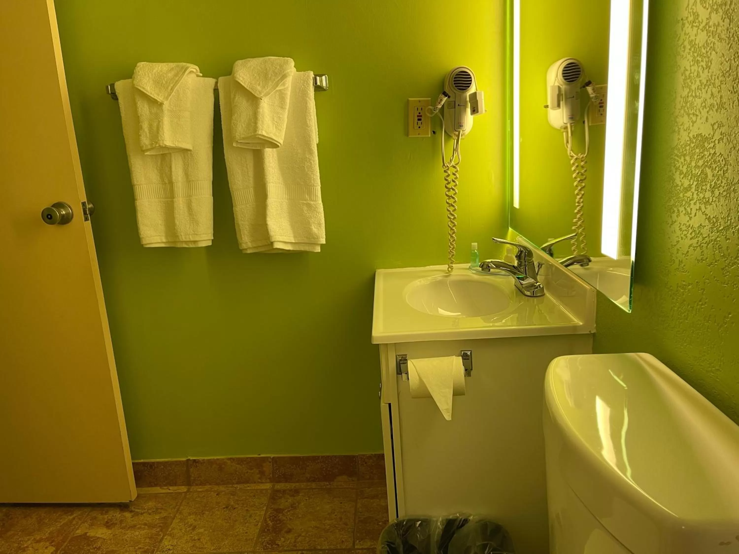 Standard King Room - Non-Smoking  in Clarion Inn