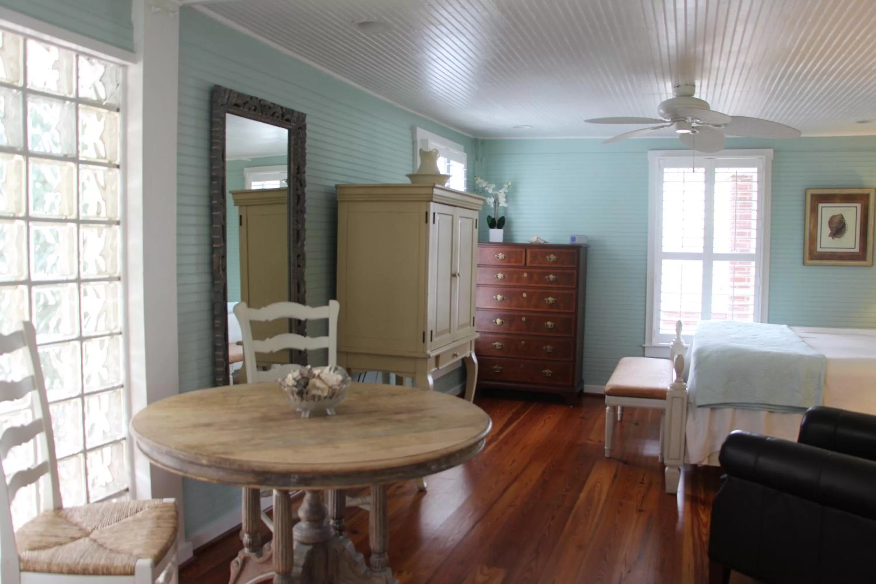 Seating Area in Beachview Inn and Spa