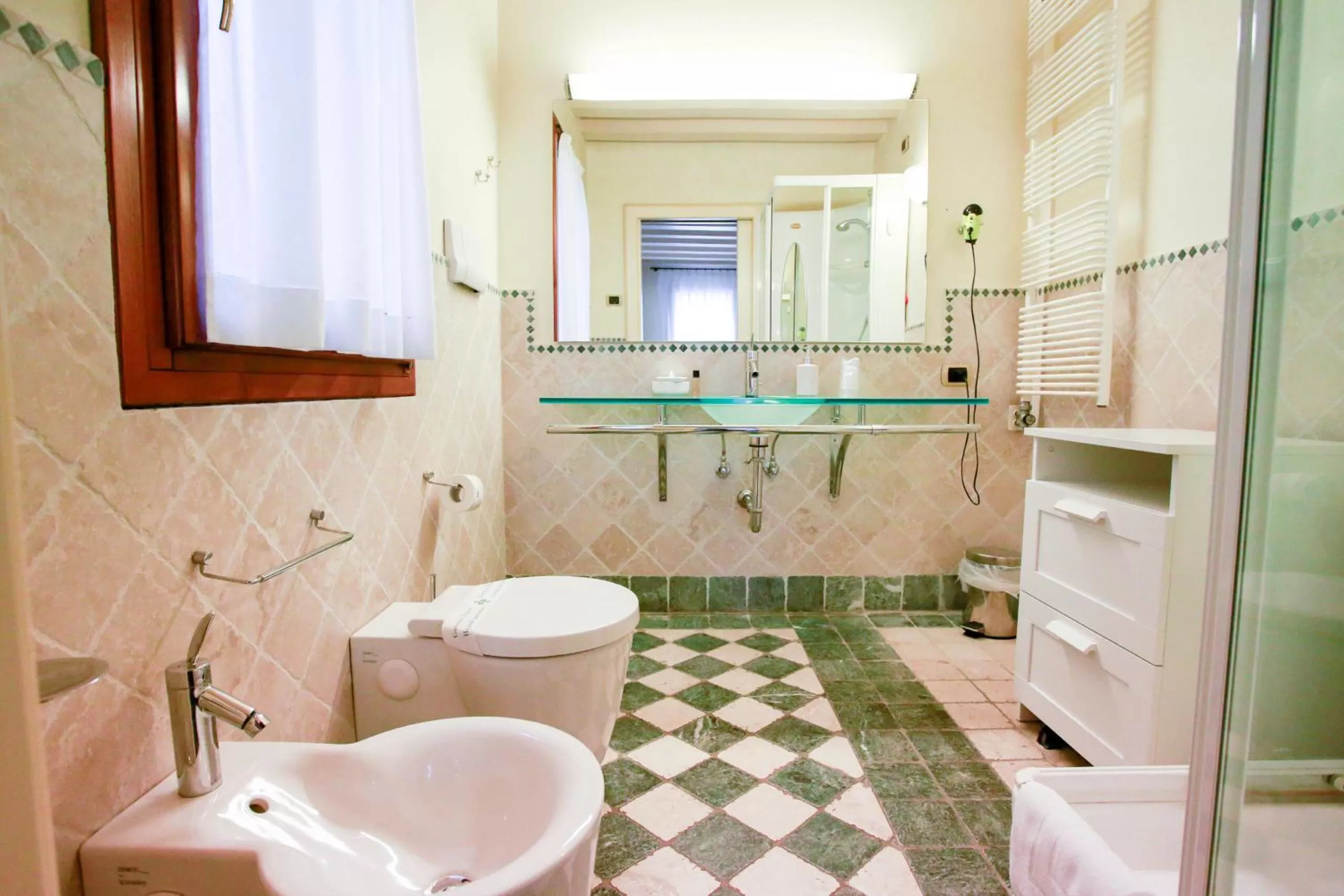 Toilet, Bathroom in Relais Villa Selvatico