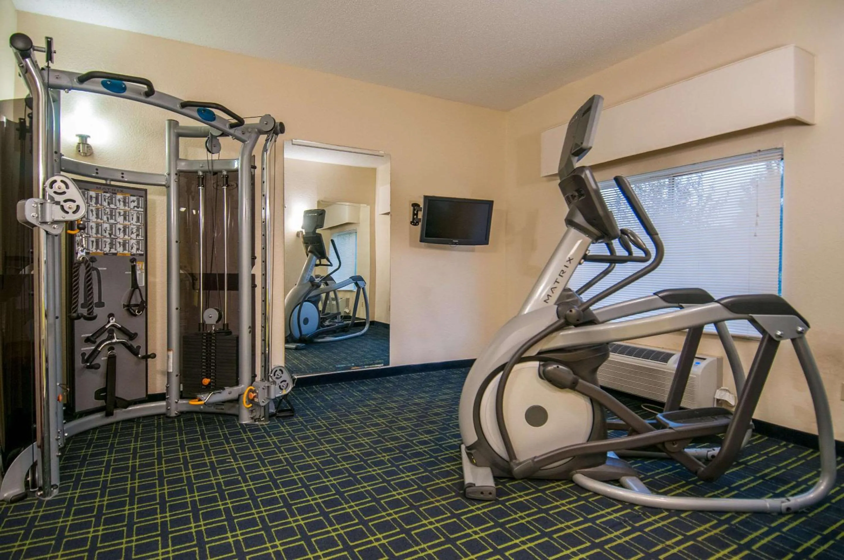 Fitness centre/facilities in Quality Inn & Suites