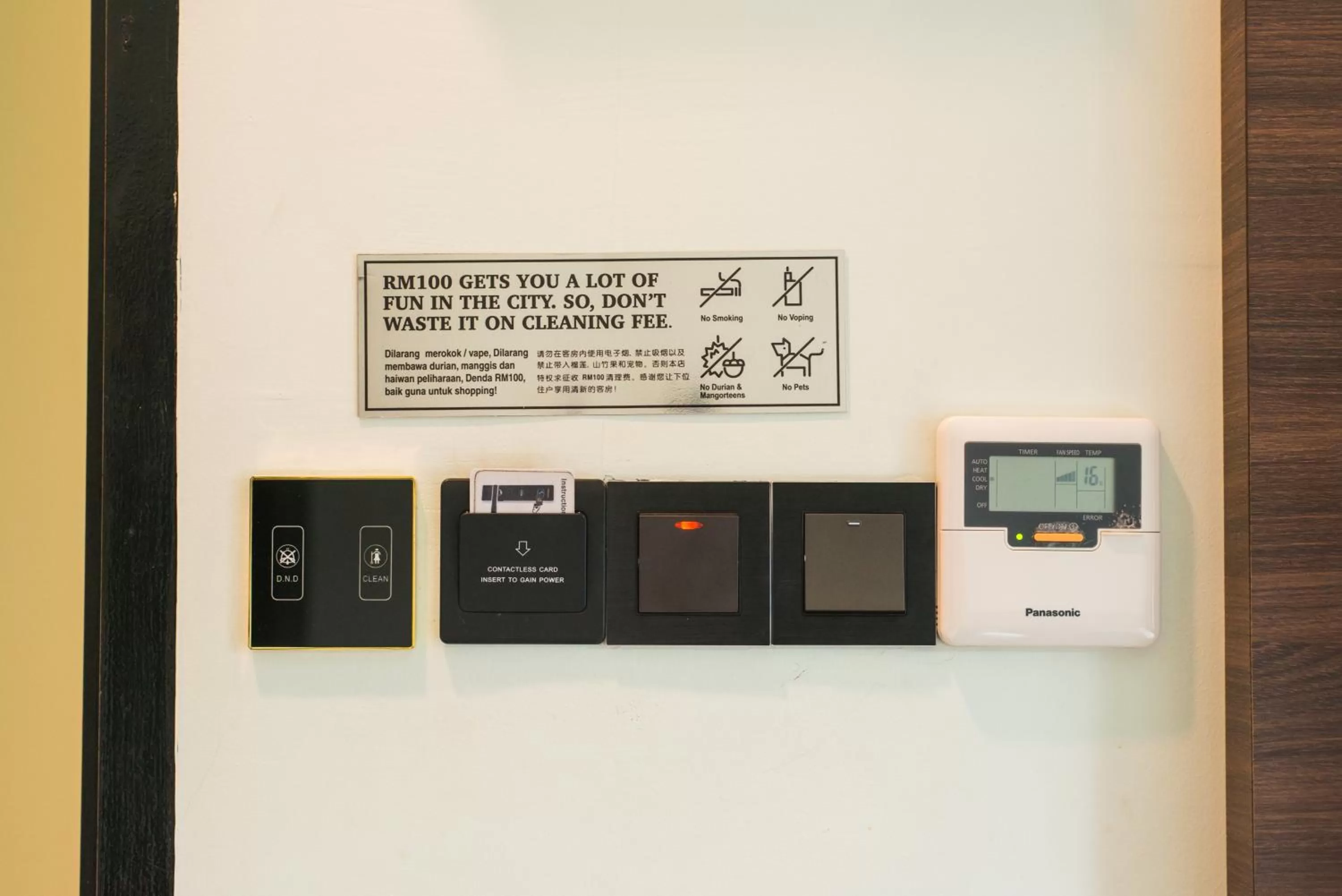 Standard Queen Room in STAR MOON HOTEL