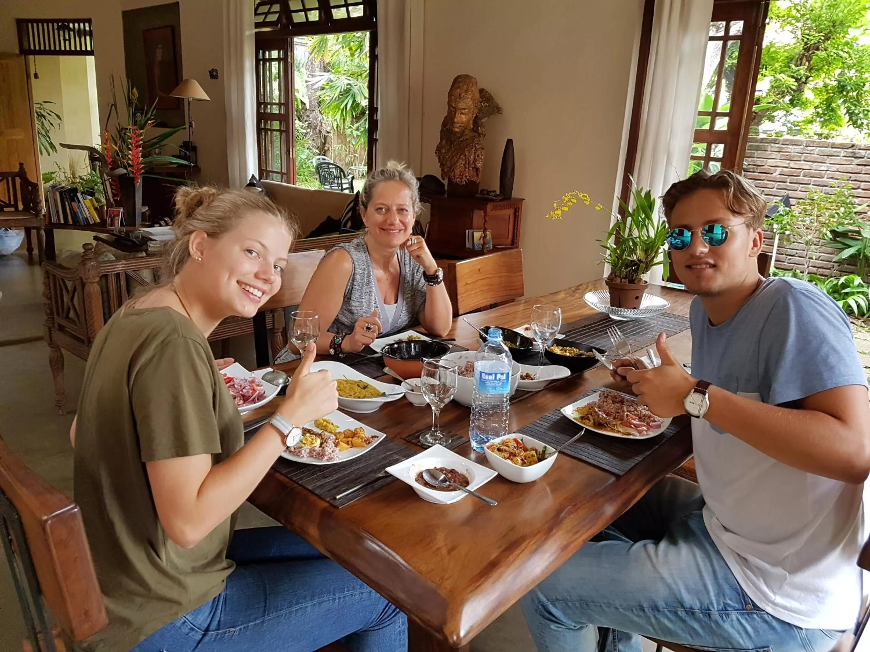 Day, Restaurant/Places to Eat in Highbury Colombo