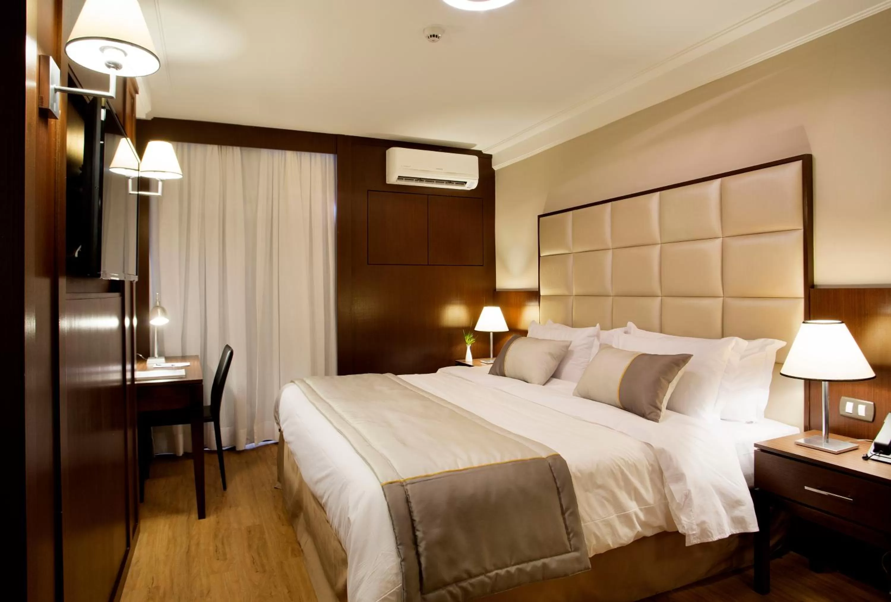 Photo of the whole room, Bed in Royal Atlântica Macaé Hotel