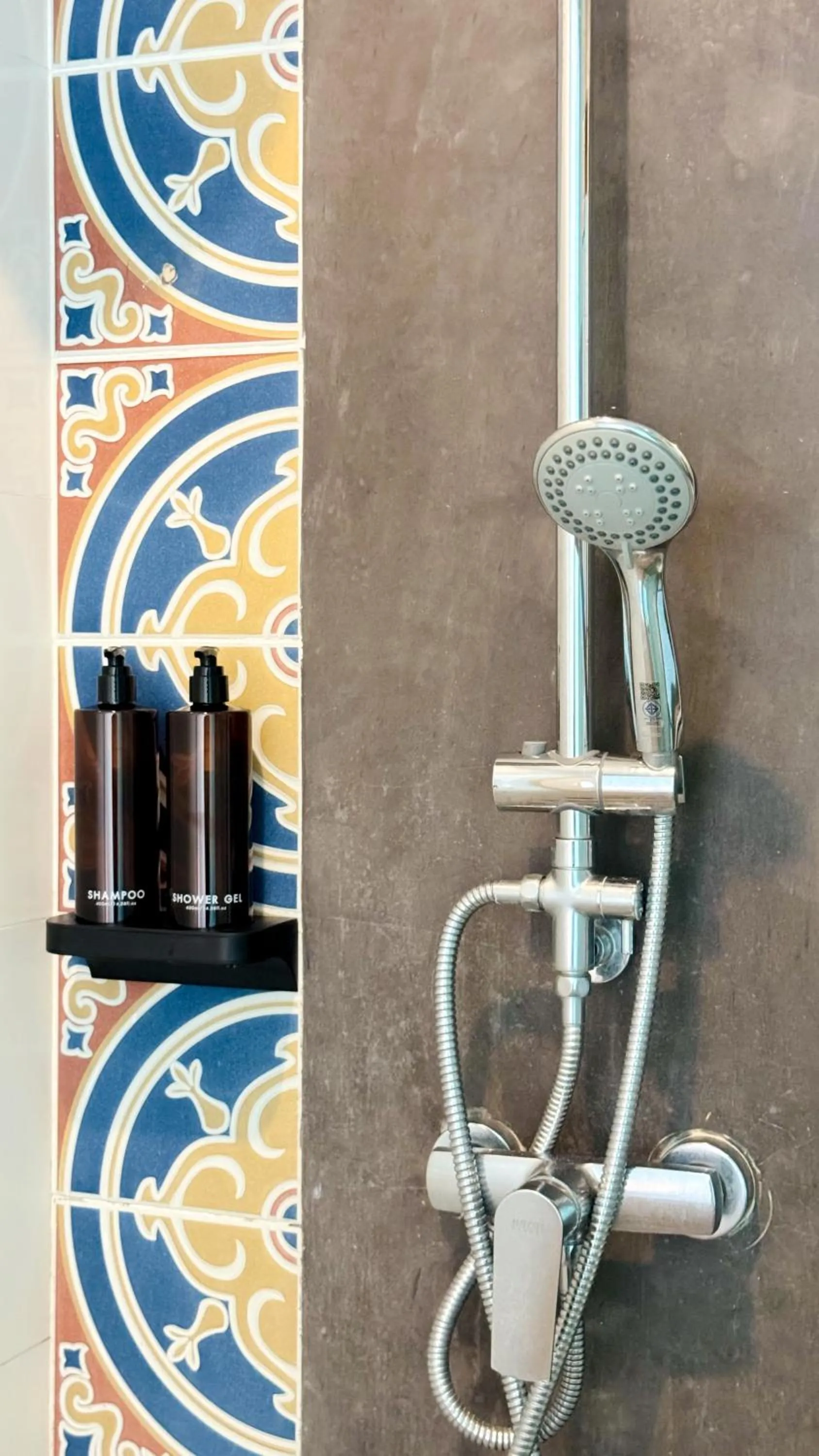 Shower in Grand Supicha City Hotel