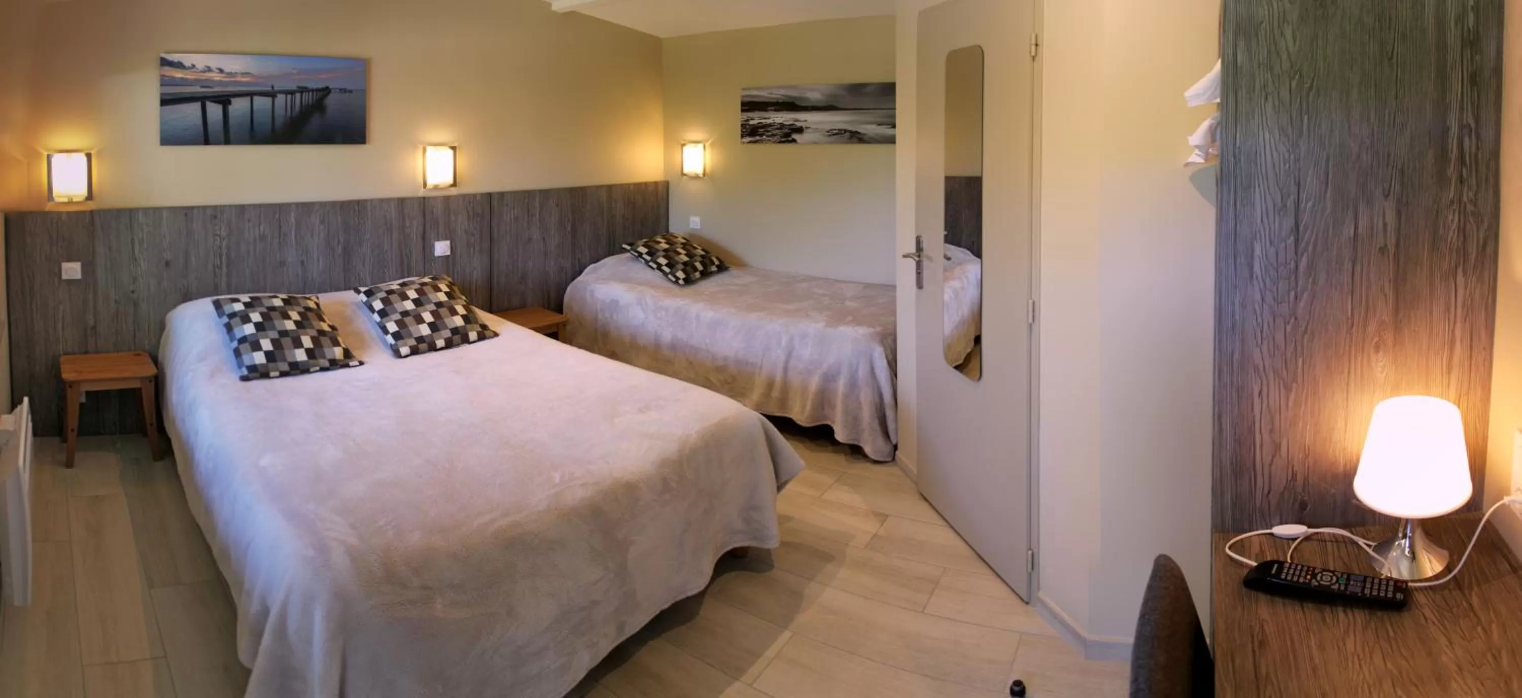 Photo of the whole room, Bed in Hôtel Le Printemps