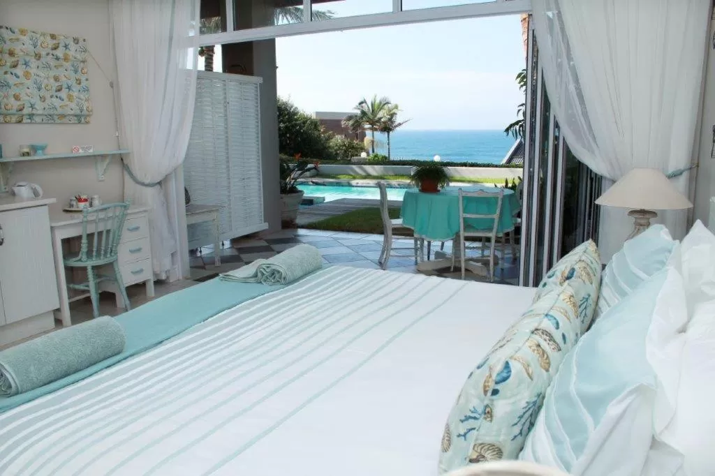 Patio, Bed in Shaka's Seat Guesthouse