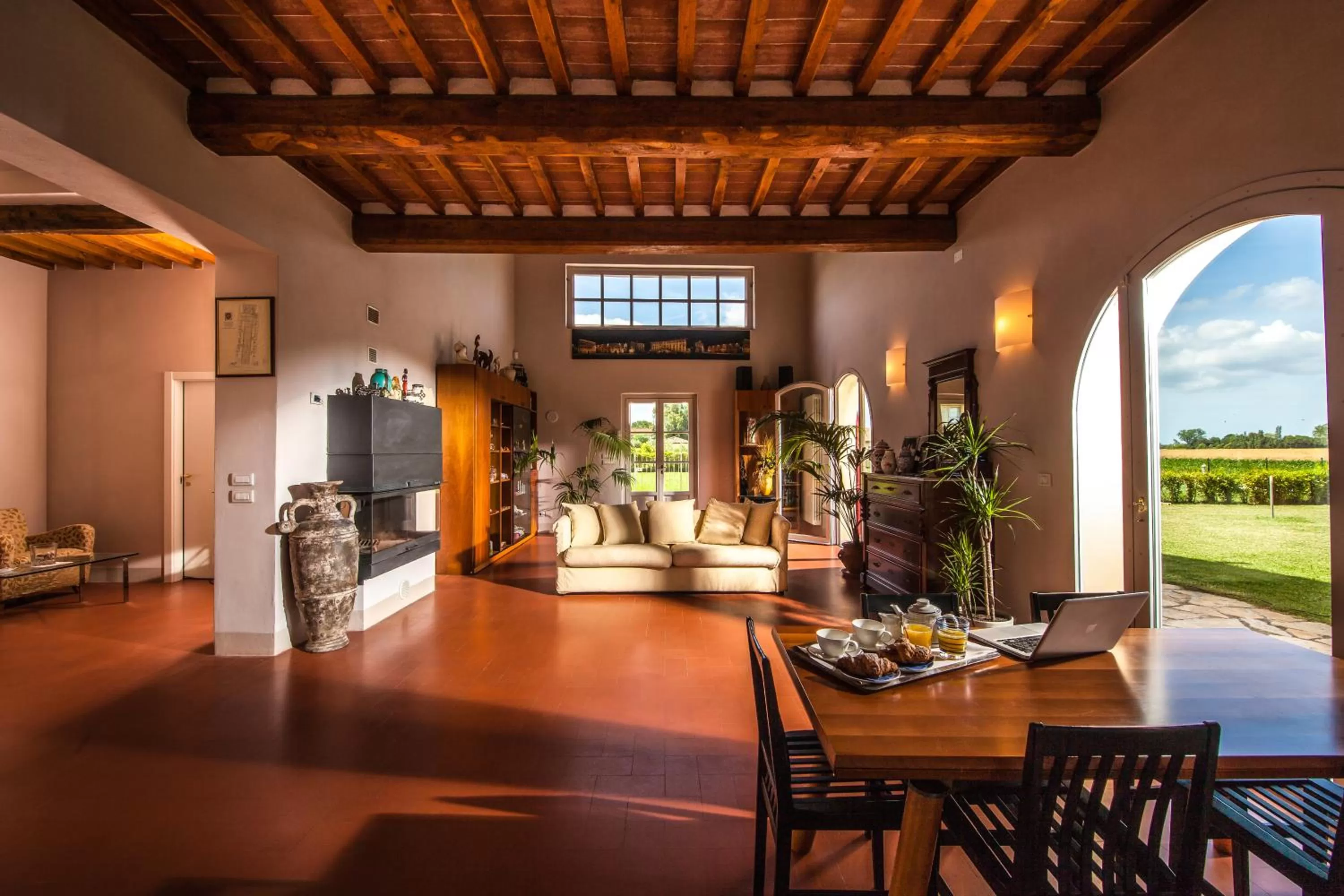 Communal lounge/ TV room in Cascina Canova