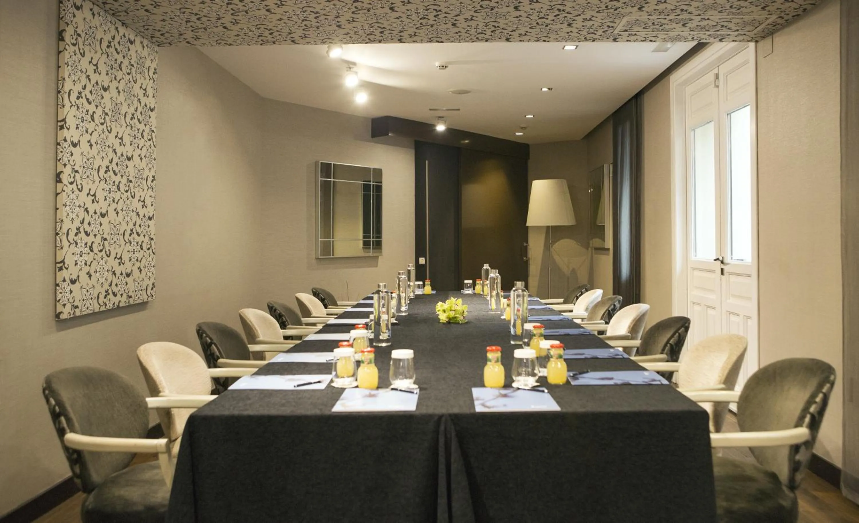 Meeting/conference room in Hospes Puerta de Alcalá, a Member of Design Hotels