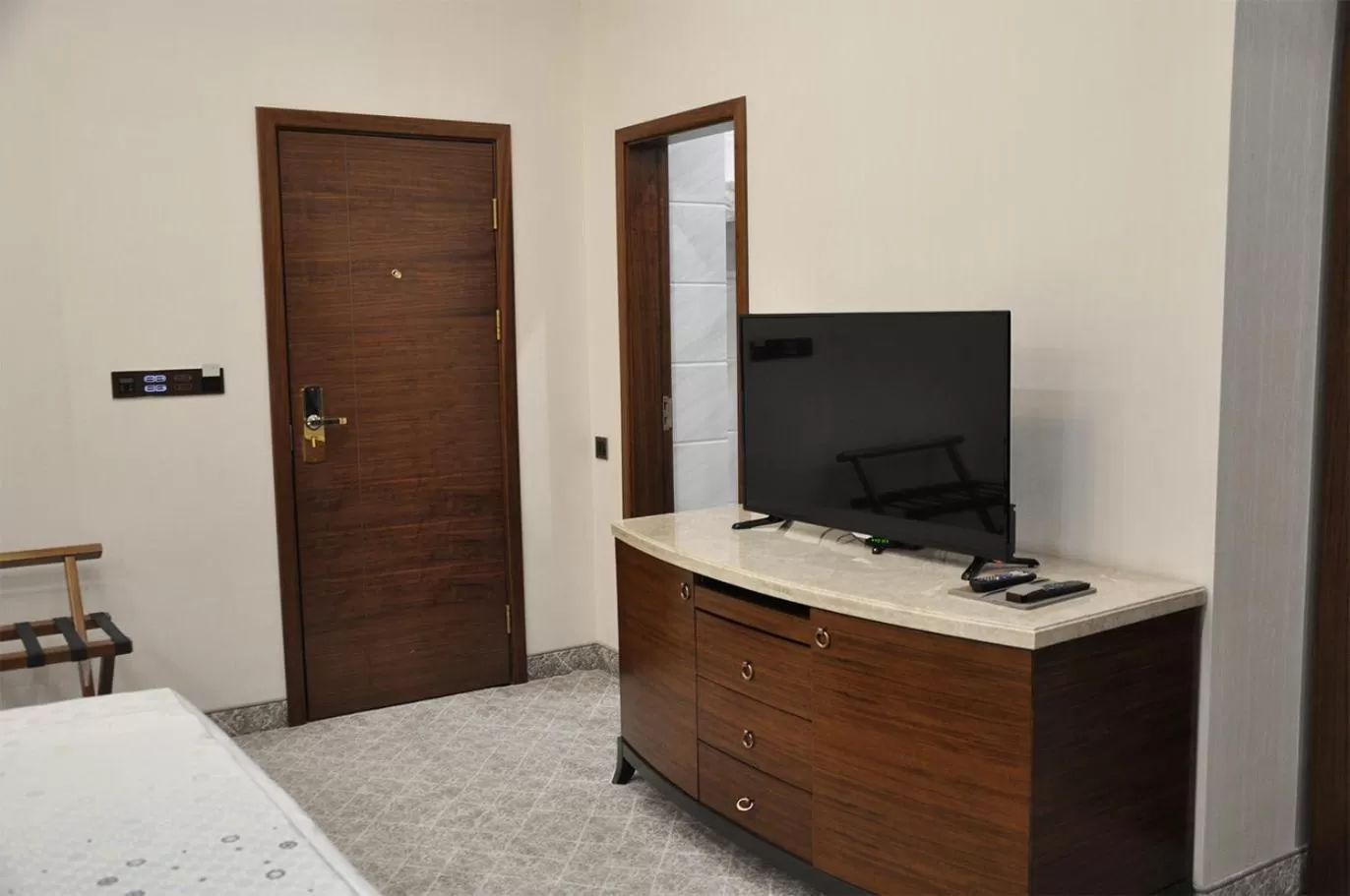 Parliament Palace Hotel