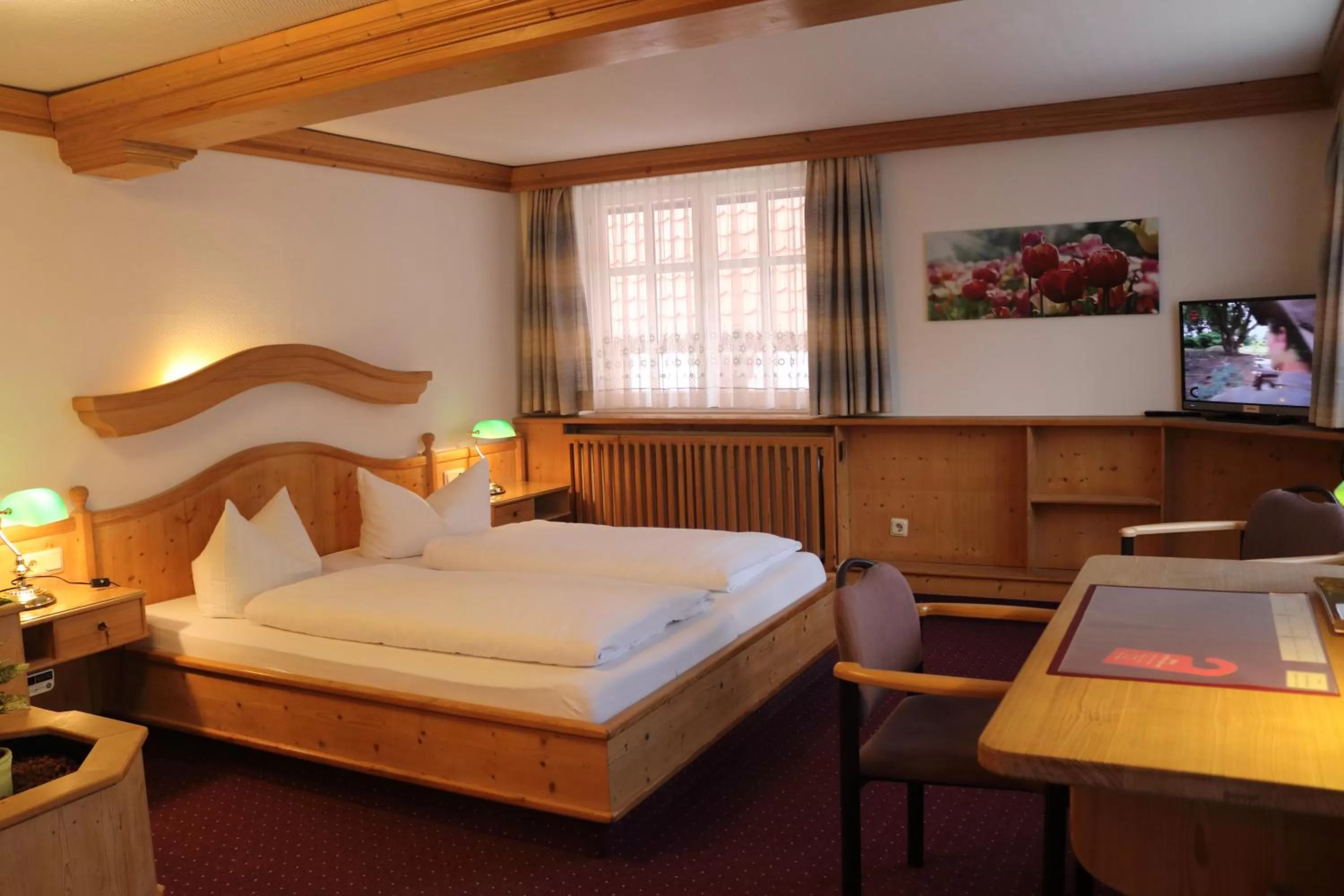 Photo of the whole room, Bed in Hotel-Restaurant Johanneshof