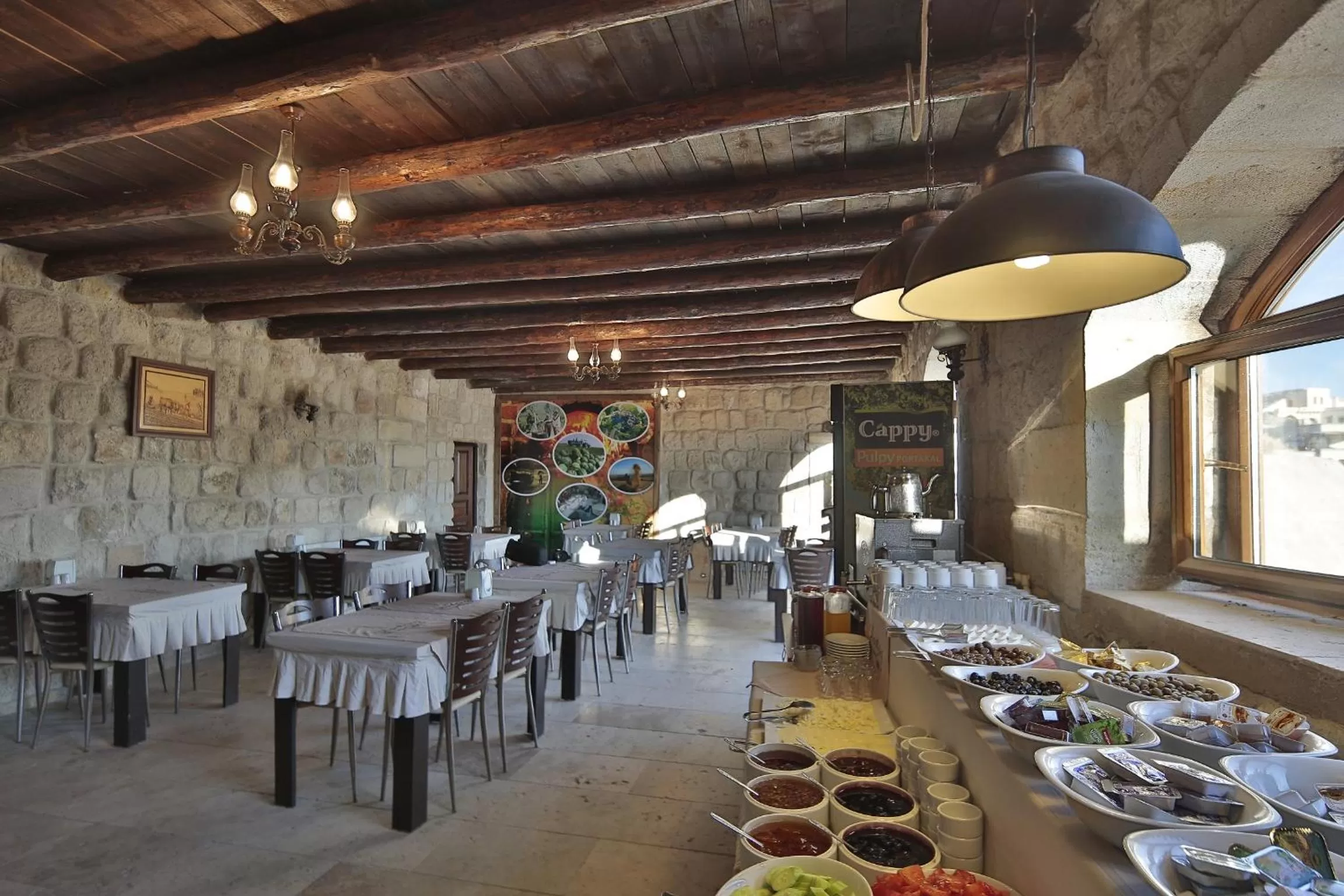 Other in Shoestring Cave House