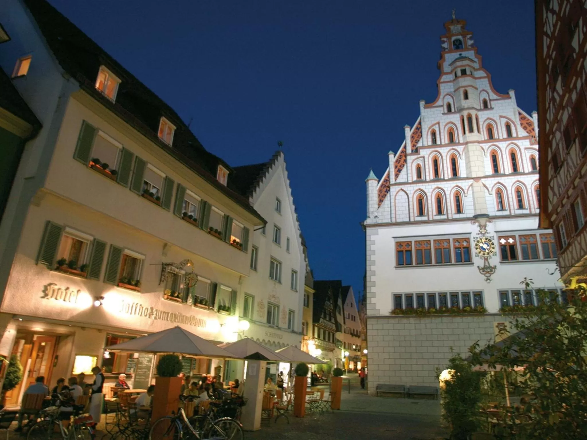 Facade/entrance in Hotel Restaurant Grüner Baum und Altes Tor
