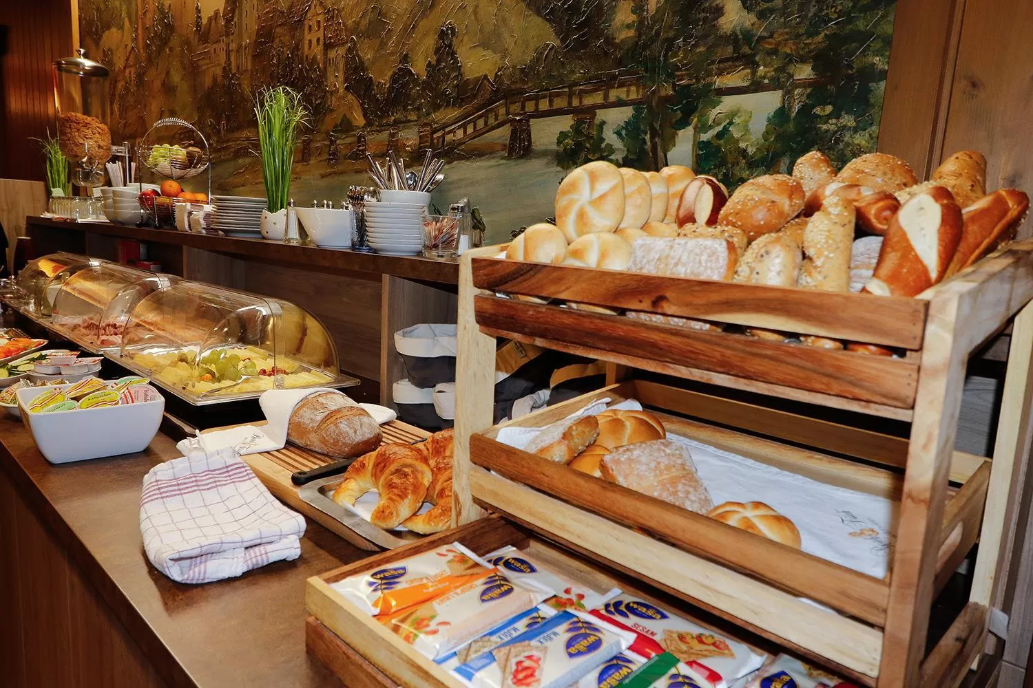 Breakfast in Pension Café Maier